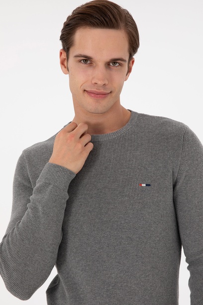 Erkek Slim Fit Bisiklet Yaka Gri Melanj Basic Kazak