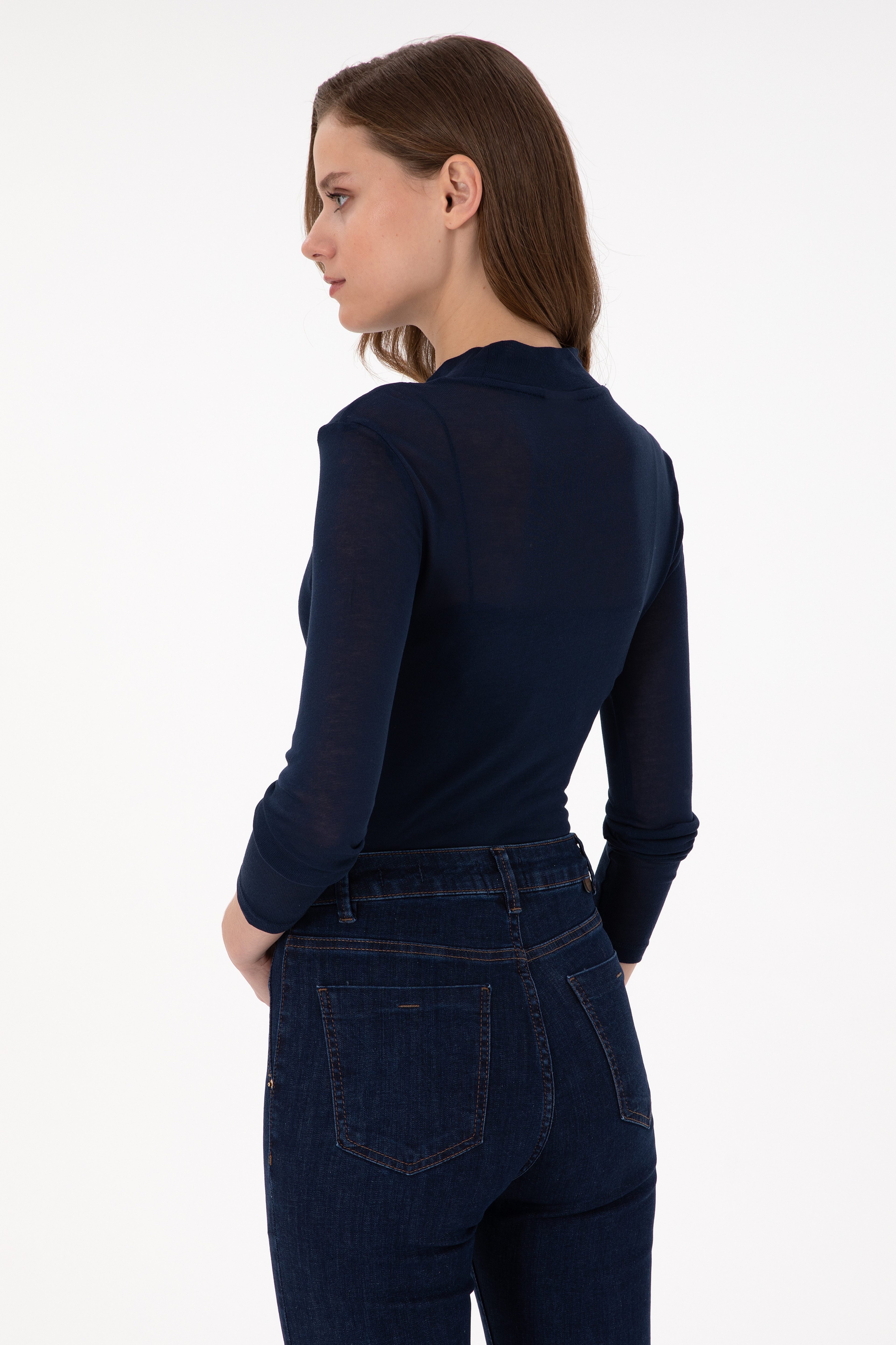 Kadın Lacivert Balıkçı Yaka Sweatshirt