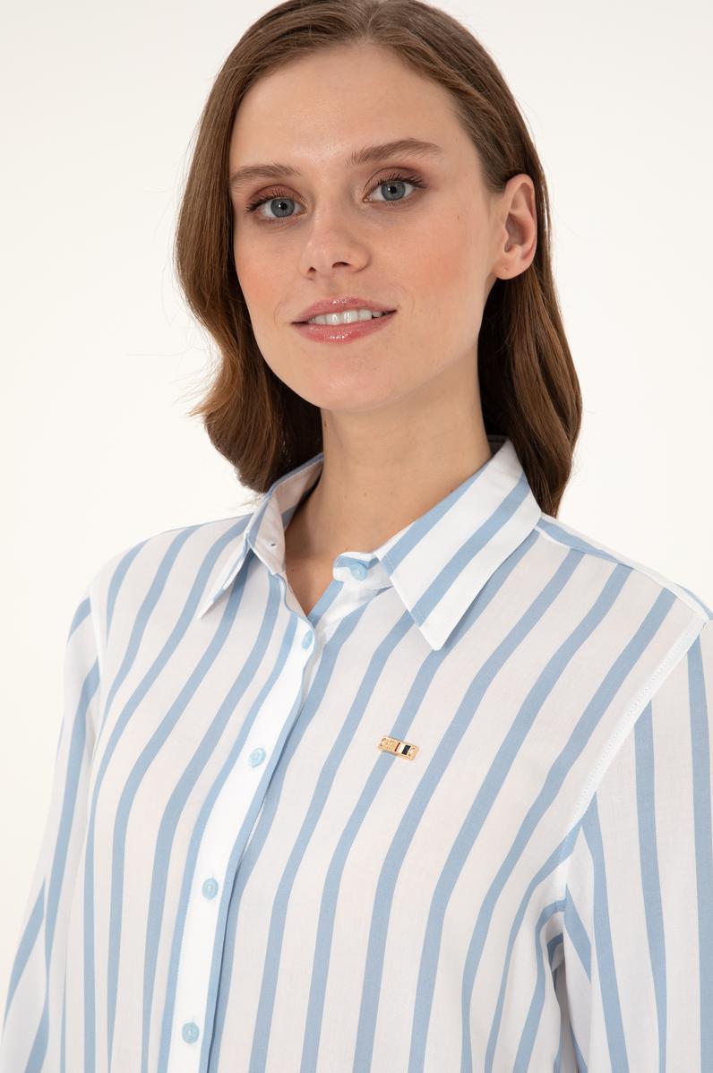 Kadın Açık Mavi Çizgili Uzun Kollu Gömlek