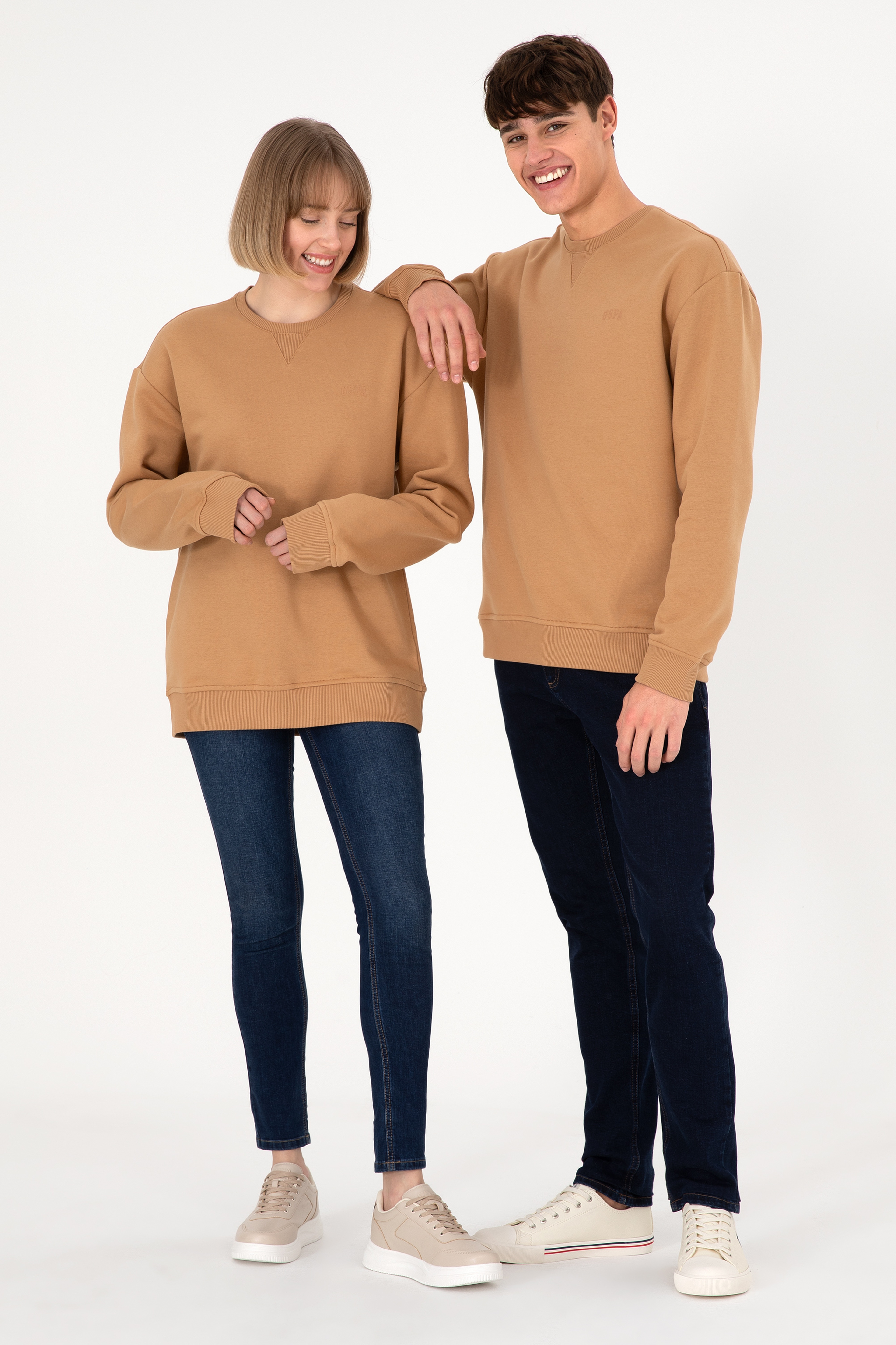 Erkek Bisiklet Yaka Camel Basic Şardonlu Sweatshirt - Image 2