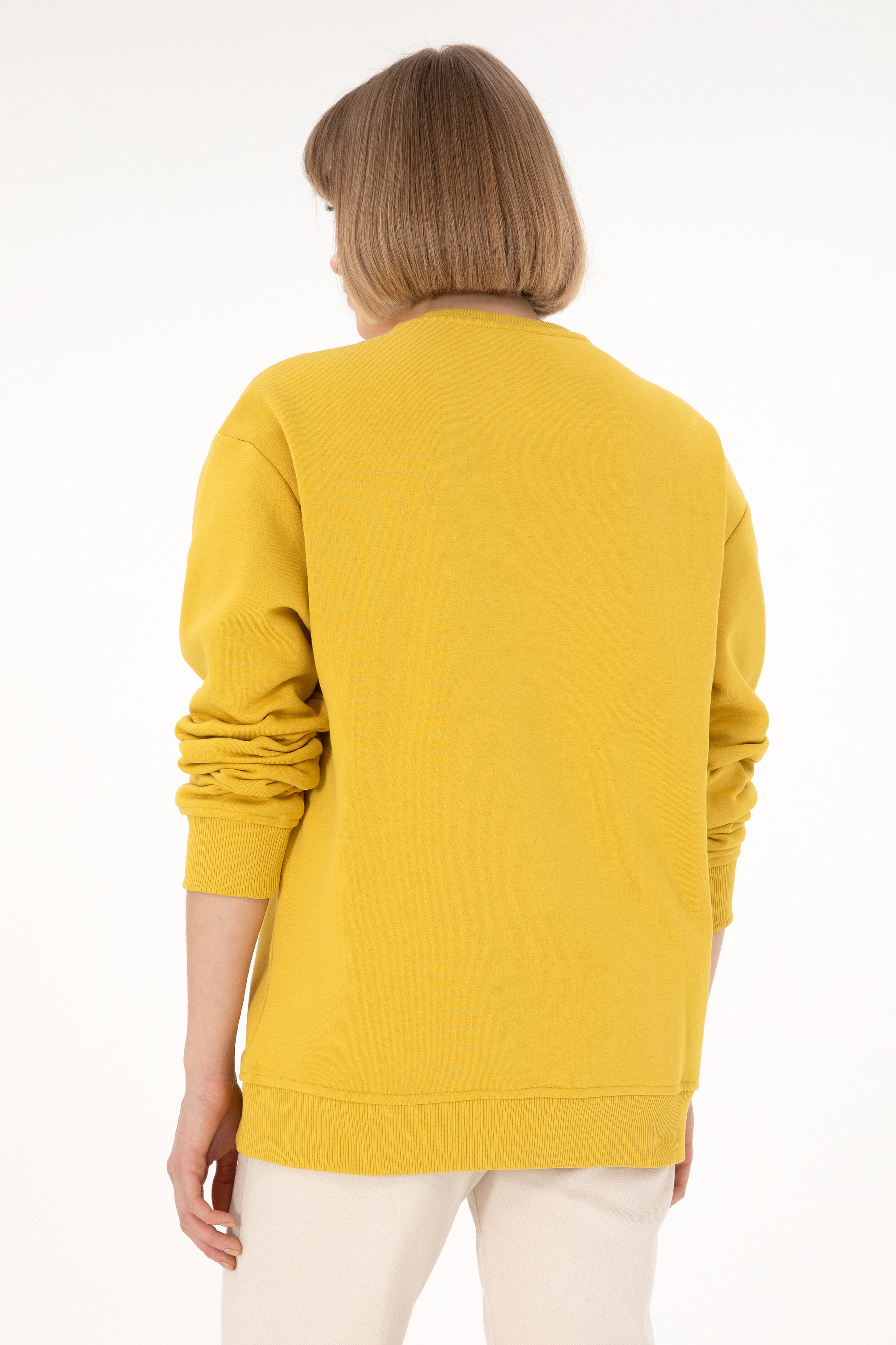 Erkek Bisiklet Yaka Sarı Basic Şardonlu Sweatshirt - Image 4