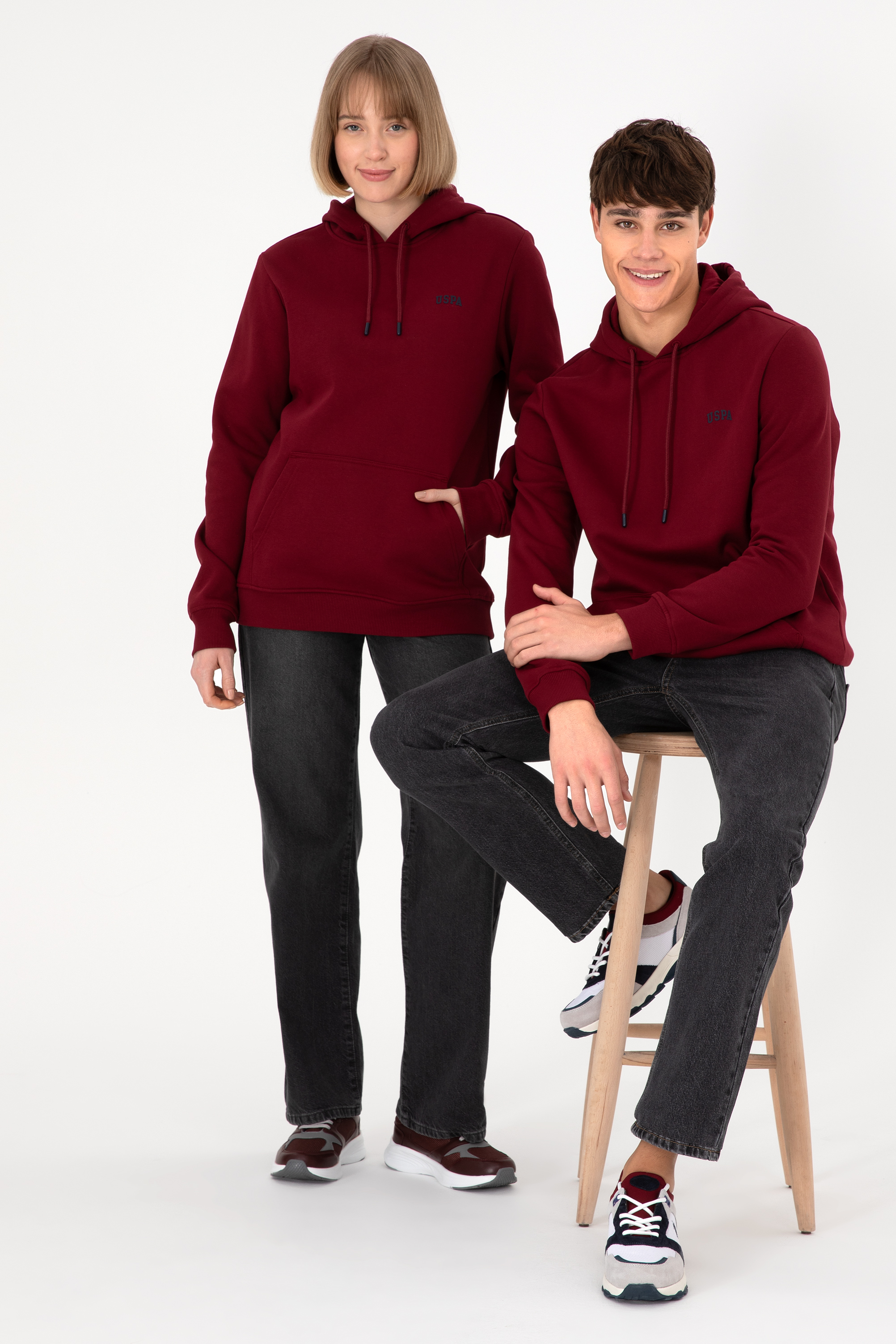Erkek Kapüşonlu Bordo Basic Şardonlu Sweatshirt - Image 4