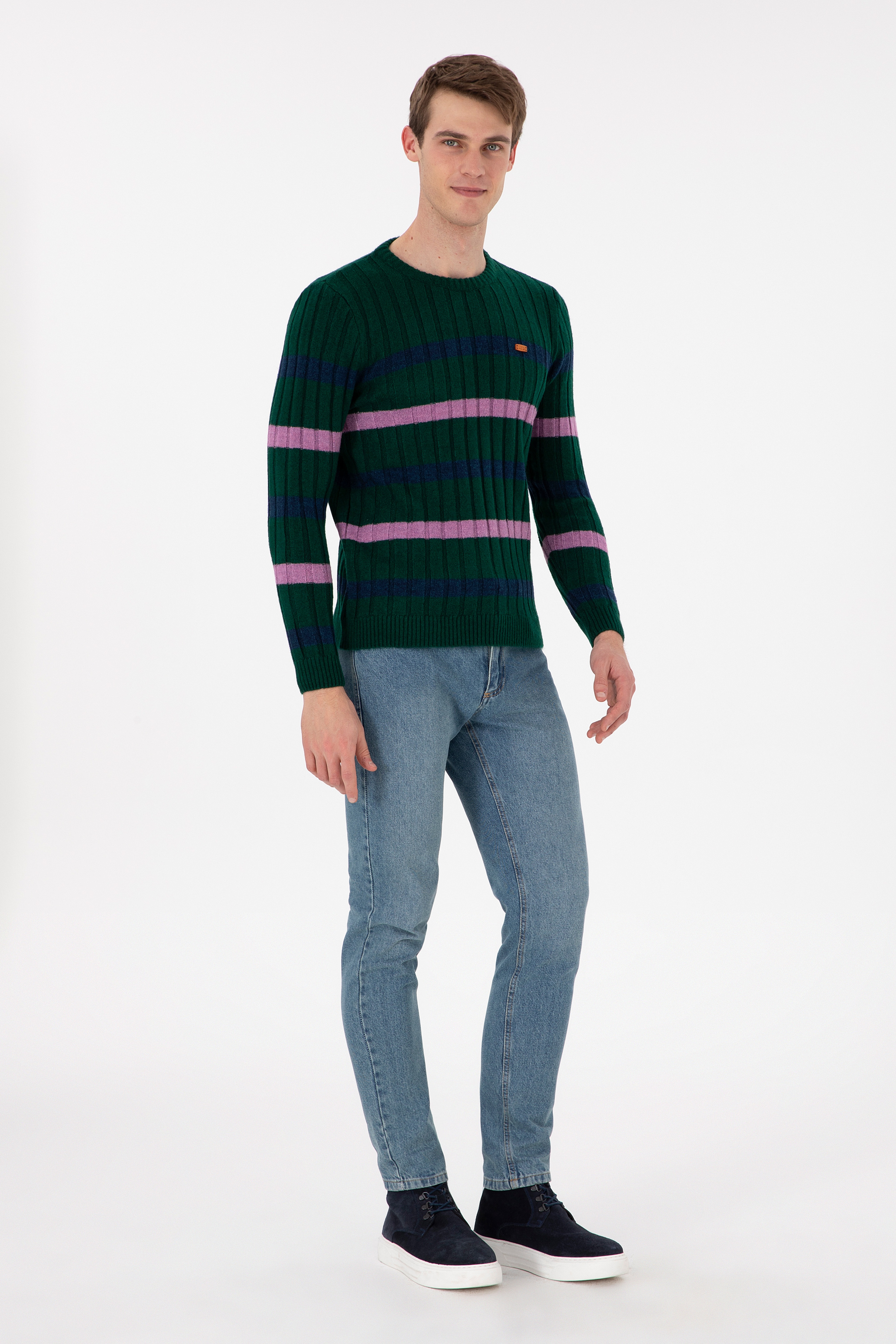 Erkek Regular Fit Bisiklet Yaka Koyu Yeşil Kazak - Image 4