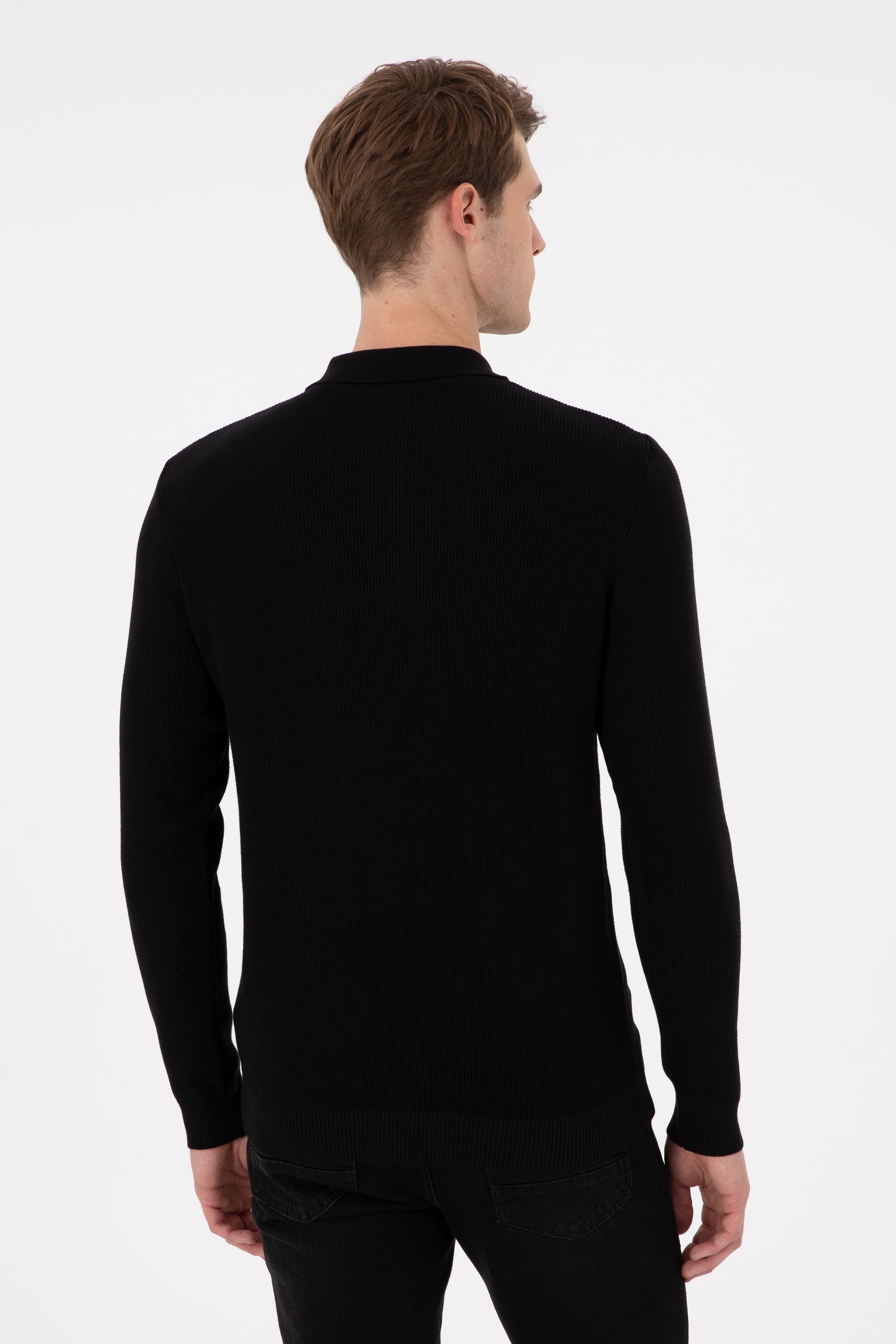 Erkek Regular Fit Yarım Fermuarlı Siyah Basic Kazak