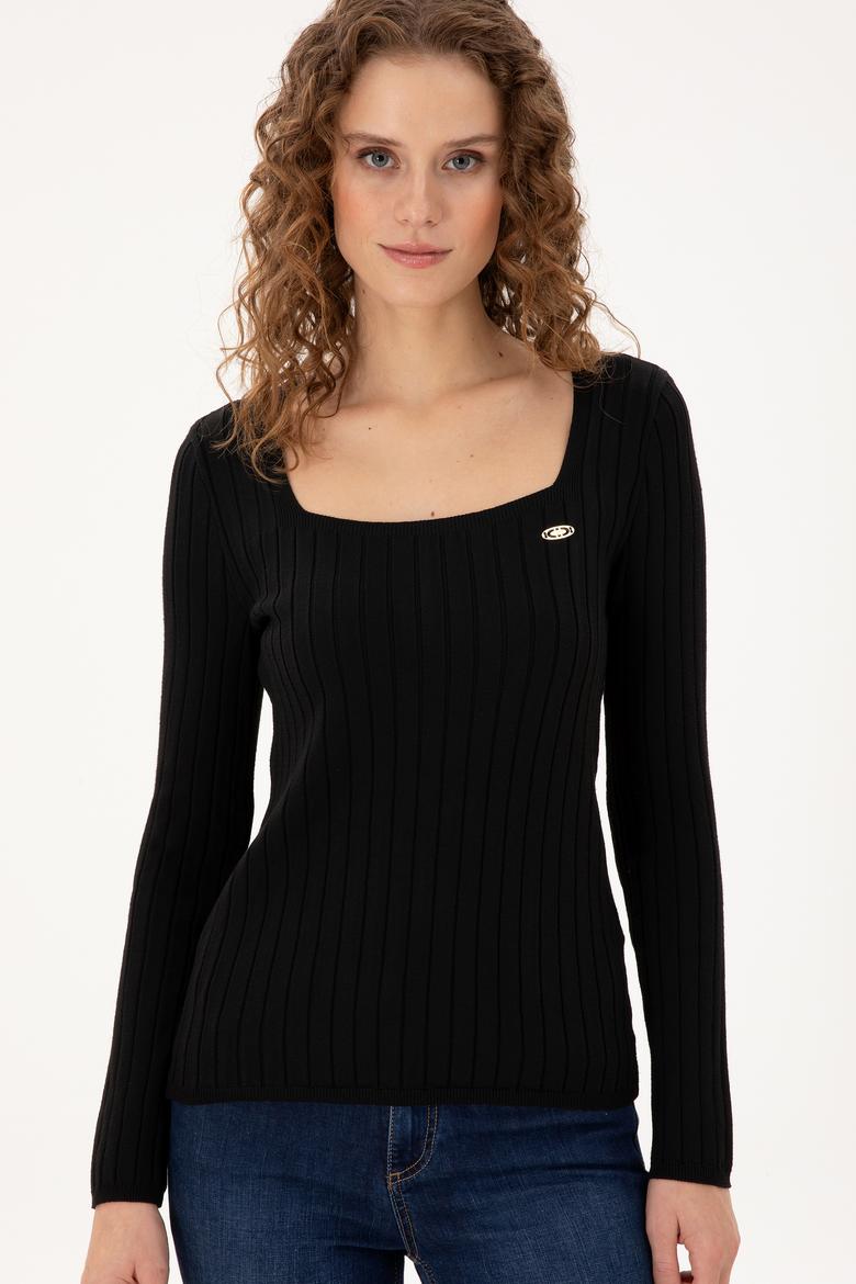 Kadın Siyah Kare Yaka Kazak - 50297408010