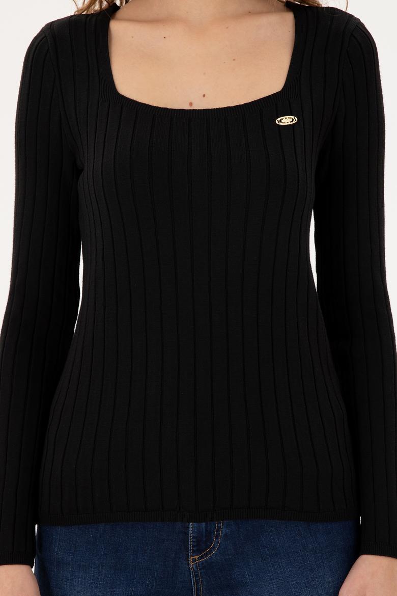 Kadın Siyah Kare Yaka Kazak - 50297408010