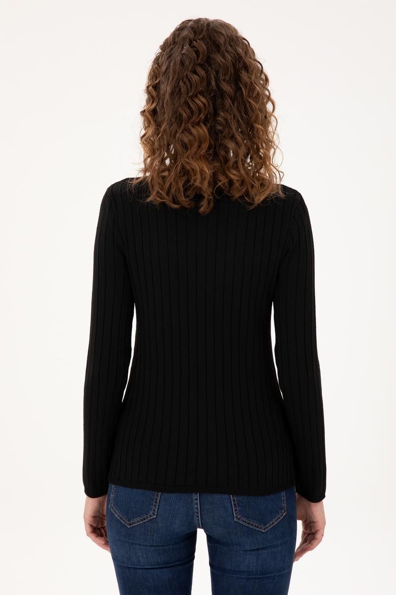 Kadın Siyah Kare Yaka Kazak - 50297408010