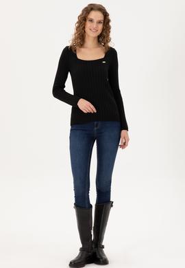 Kadın Siyah Kare Yaka Kazak - 50297408010