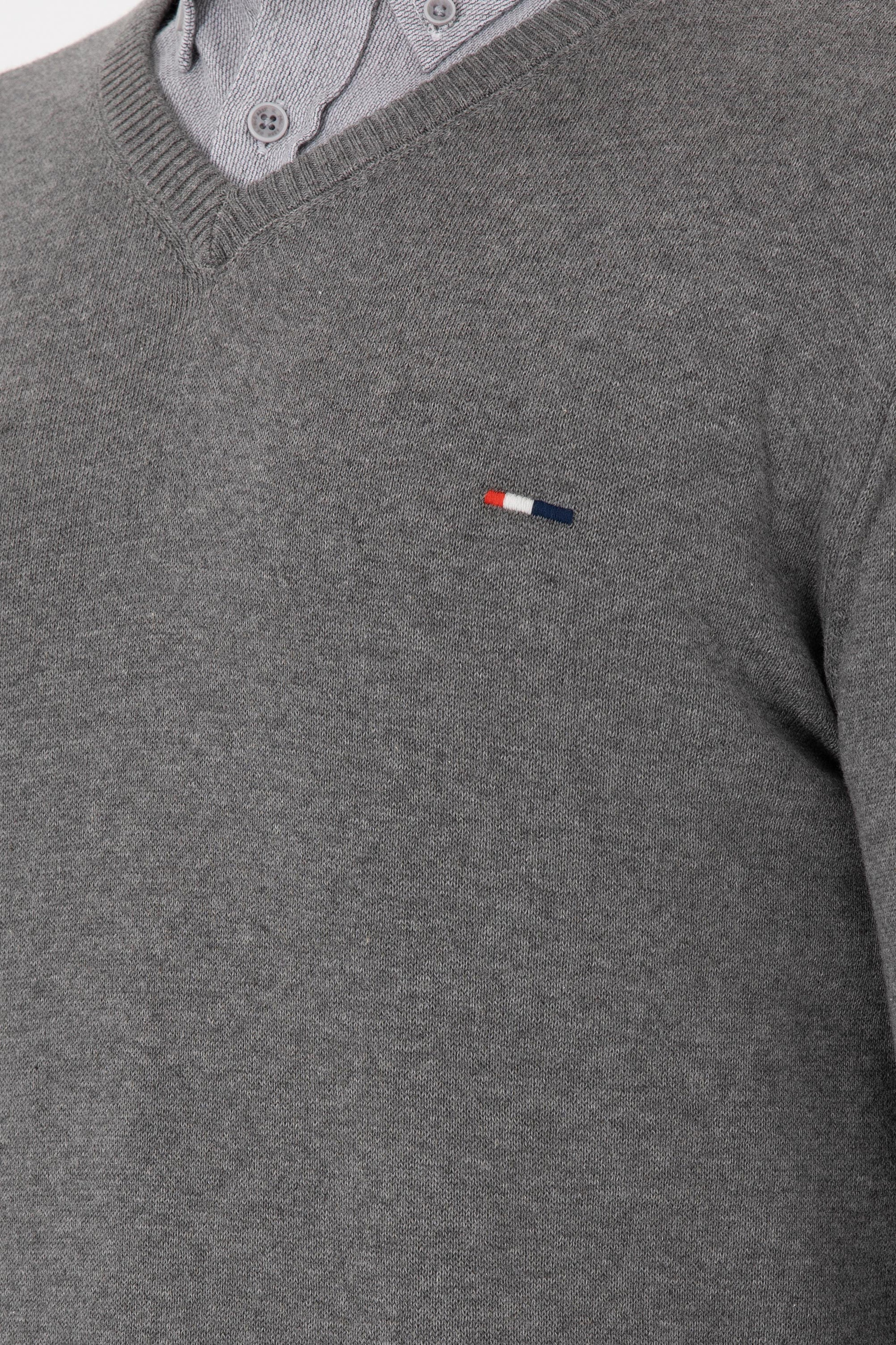 Erkek Slim Fit V Yaka Gri Melanj Kazak - Image 7