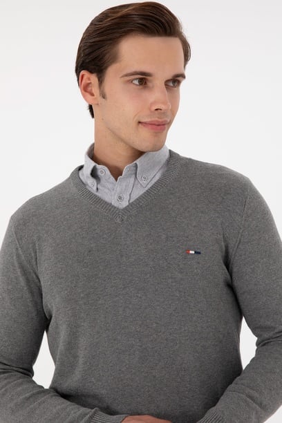 Erkek Slim Fit V Yaka Gri Melanj Kazak