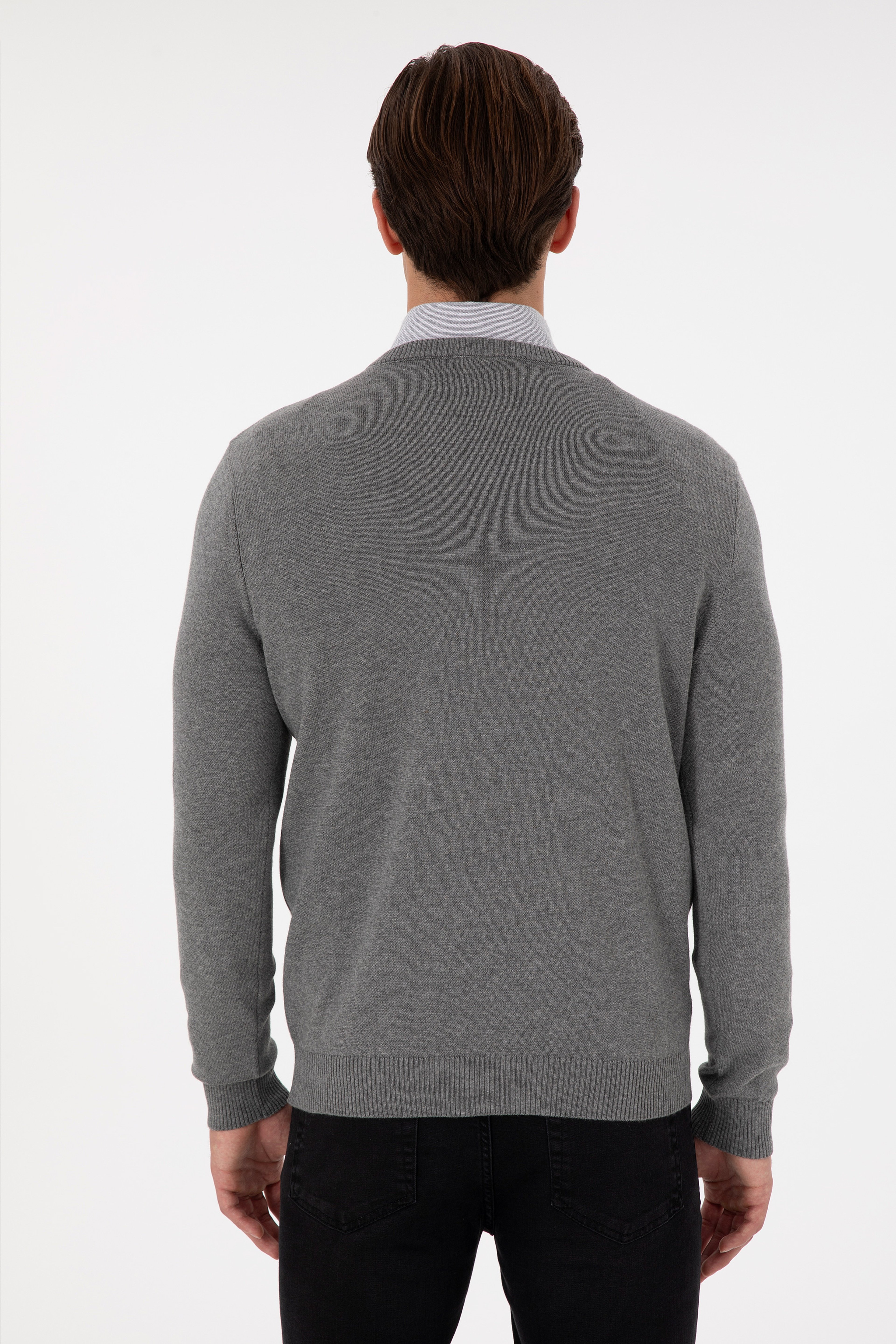 Erkek Slim Fit V Yaka Gri Melanj Kazak - Image 5