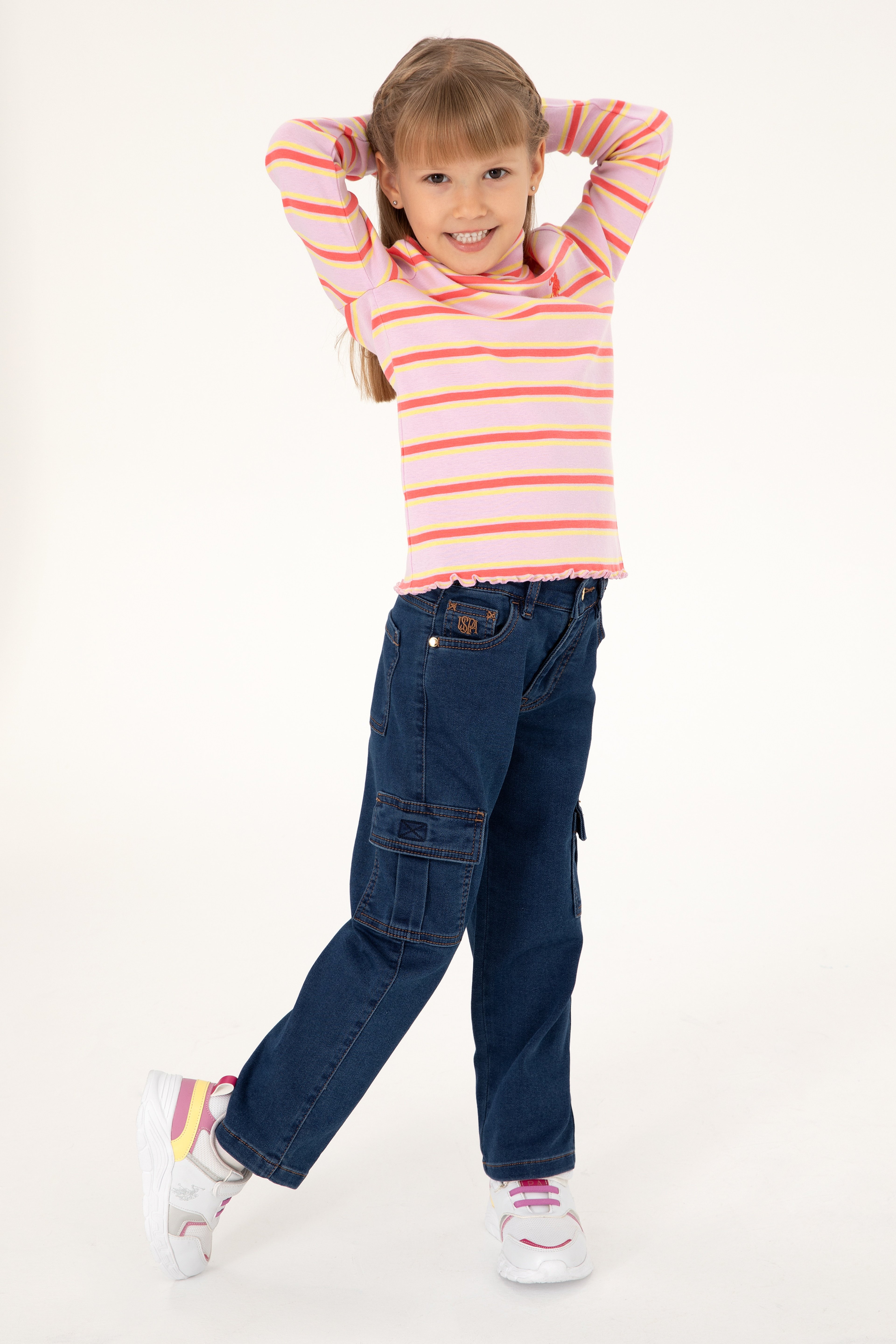 Kız Çocuk Pembe Balıkçı Yaka Sweatshirt - Image 2
