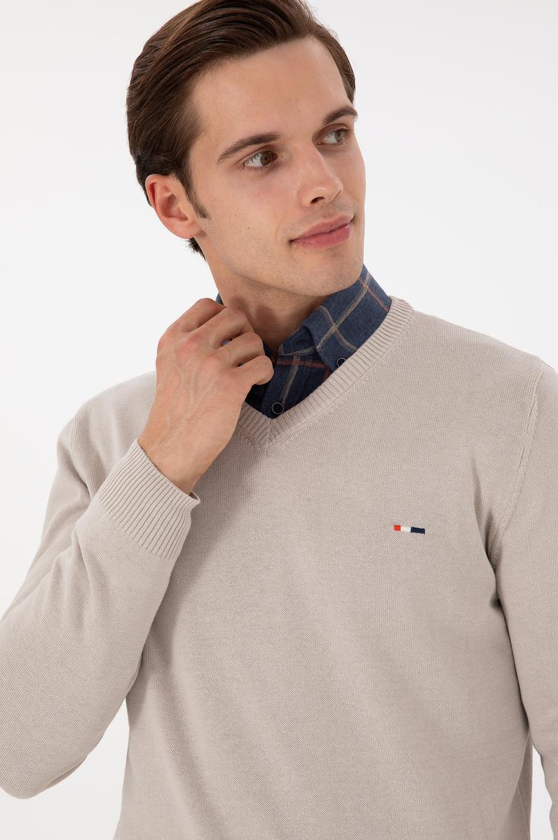 Erkek Slim Fit V Yaka Taş Basic Kazak