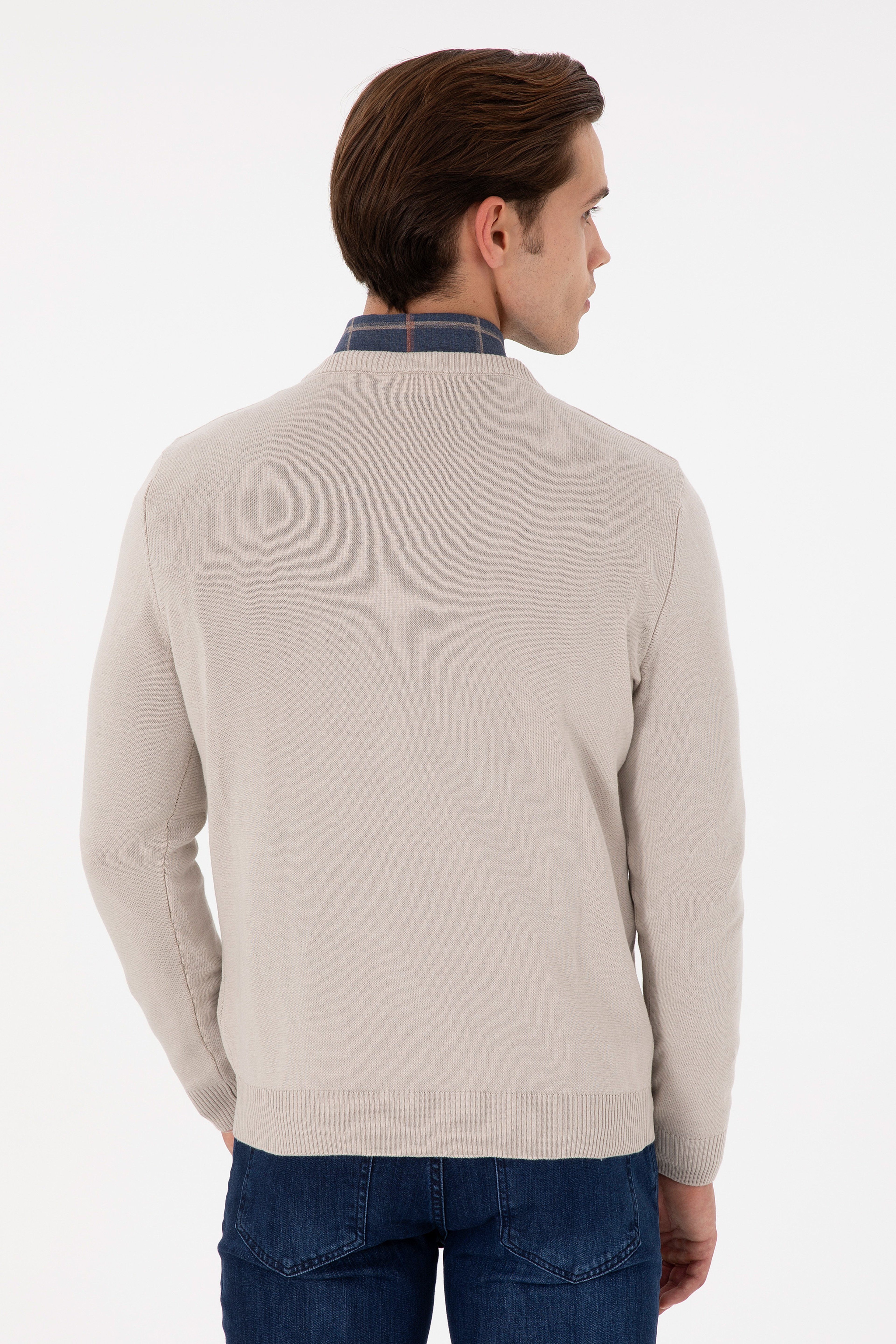 Erkek Slim Fit V Yaka Taş Basic Kazak - Image 5