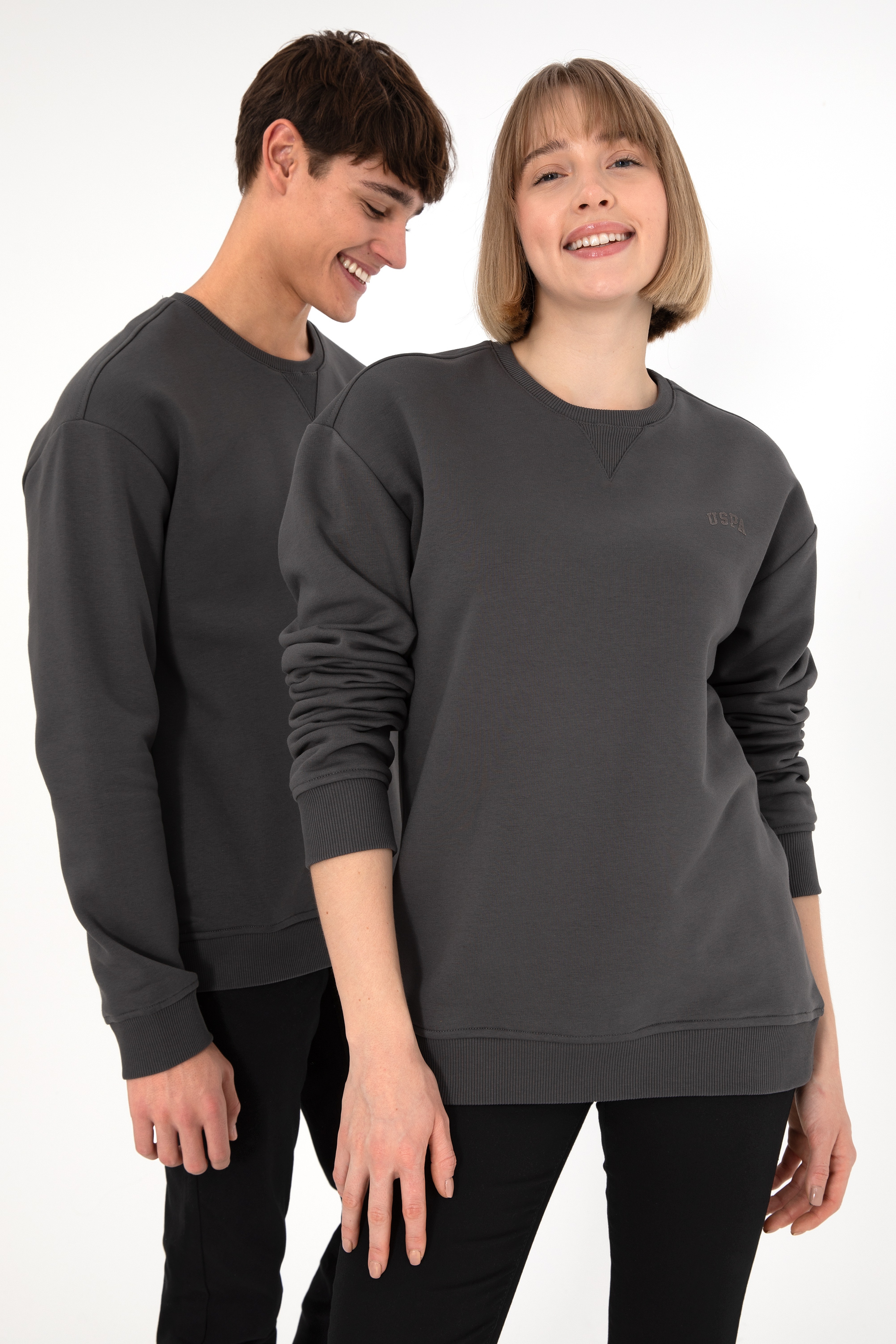 Erkek Bisiklet Yaka Antrasit Basic Şardonlu Sweatshirt - Image 1