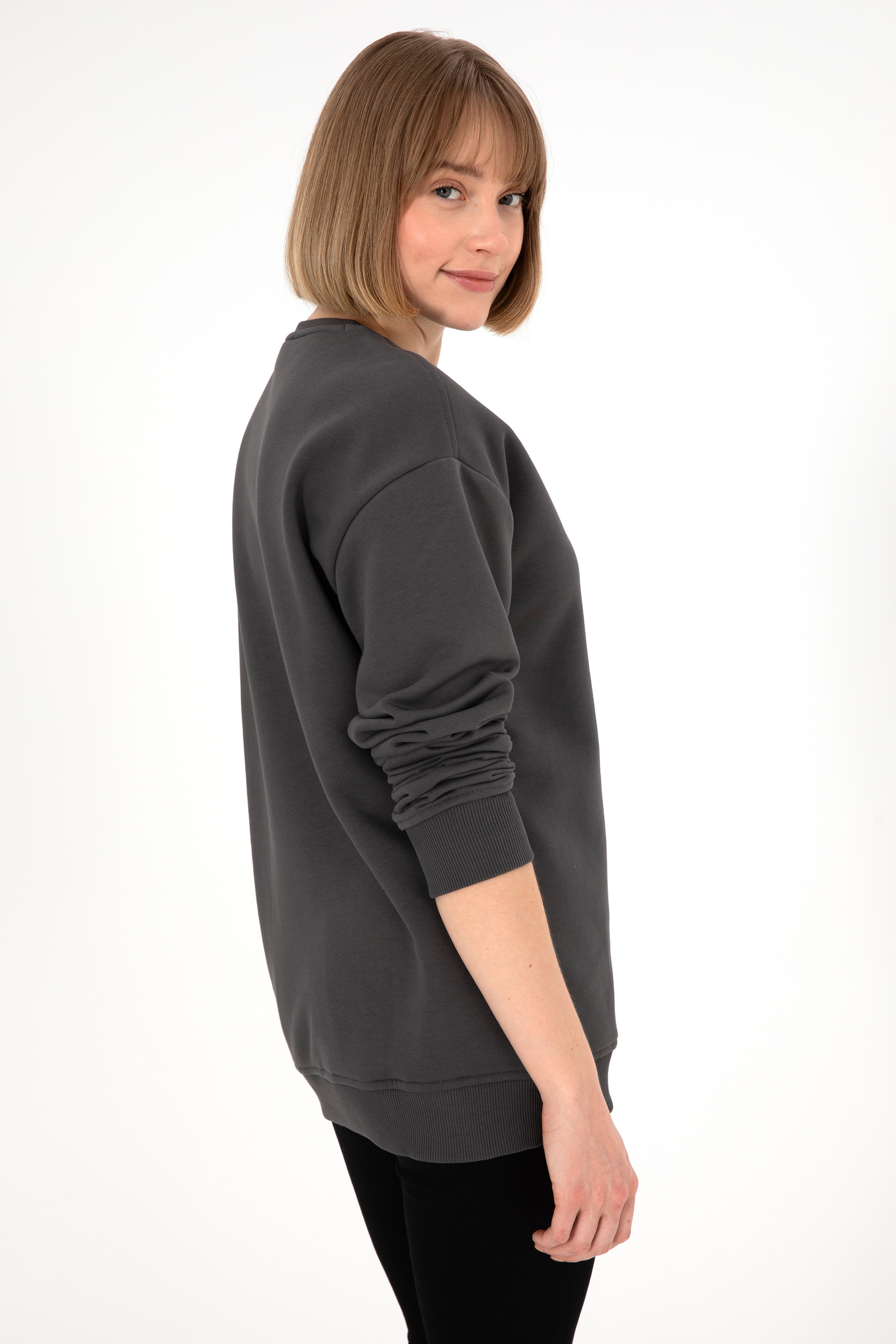 Erkek Bisiklet Yaka Antrasit Basic Şardonlu Sweatshirt - Image 4