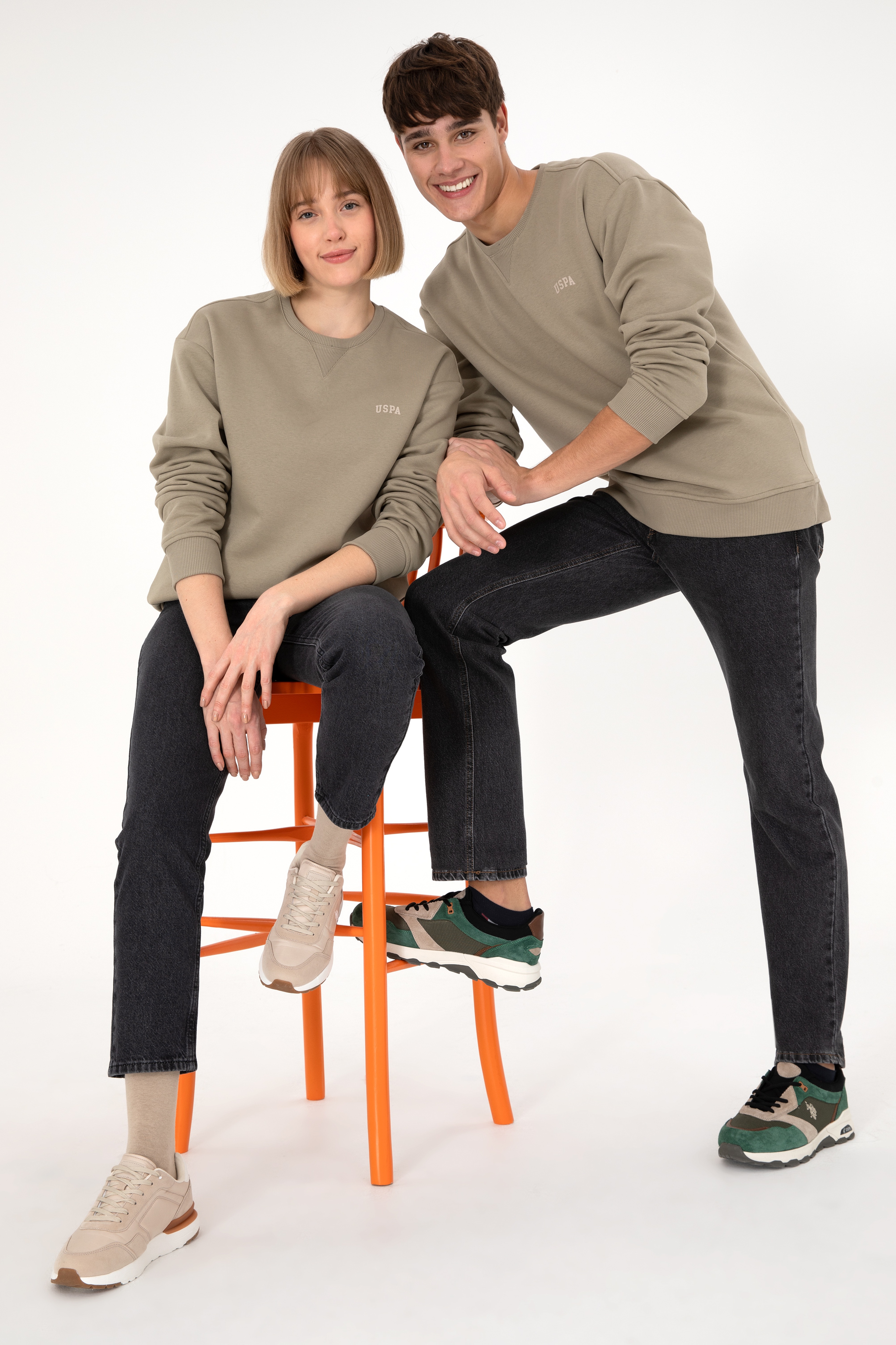 Erkek Açık Haki Basic Sweatshirt - Image 2