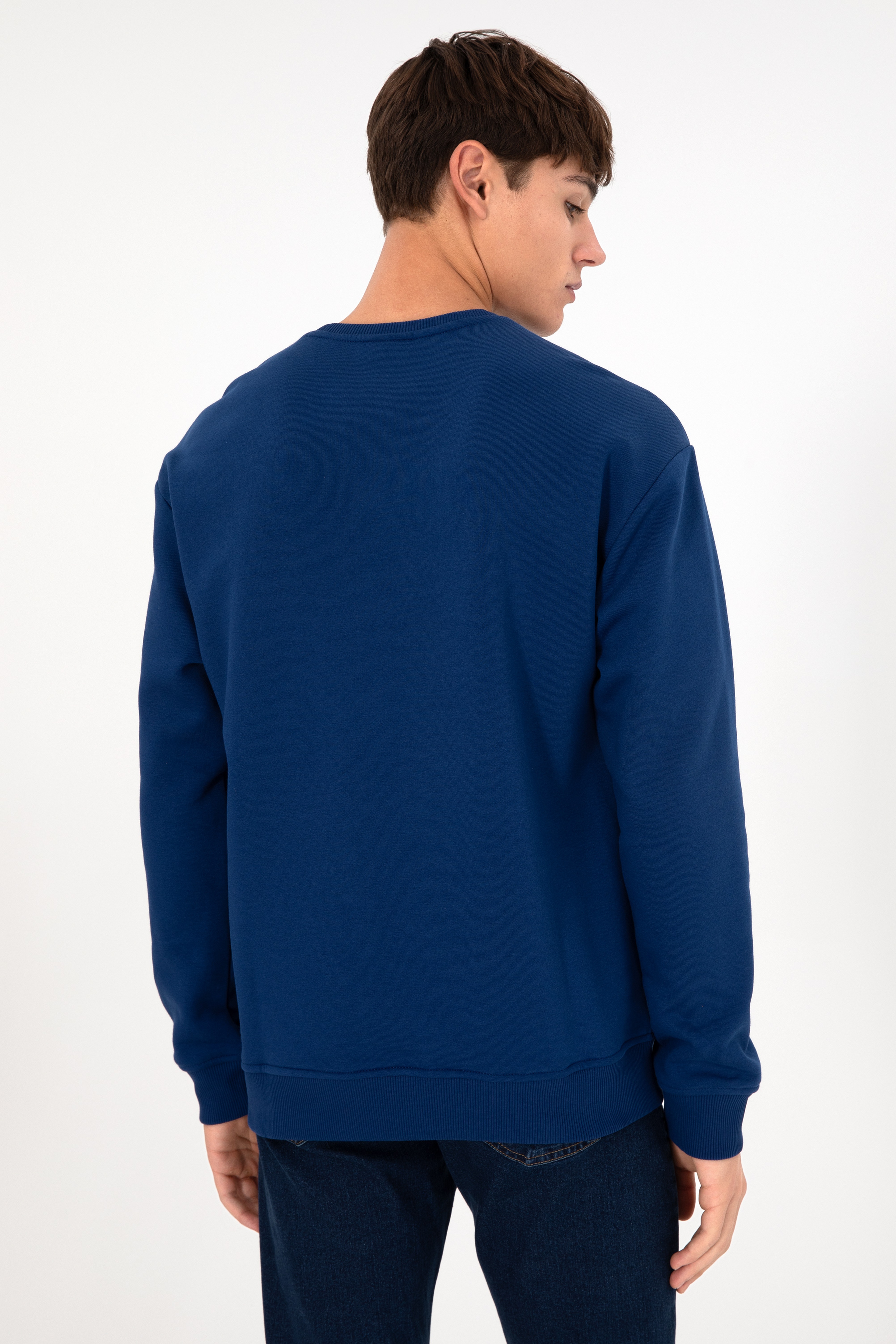 Erkek İndigo Basic Sweatshirt - Image 6