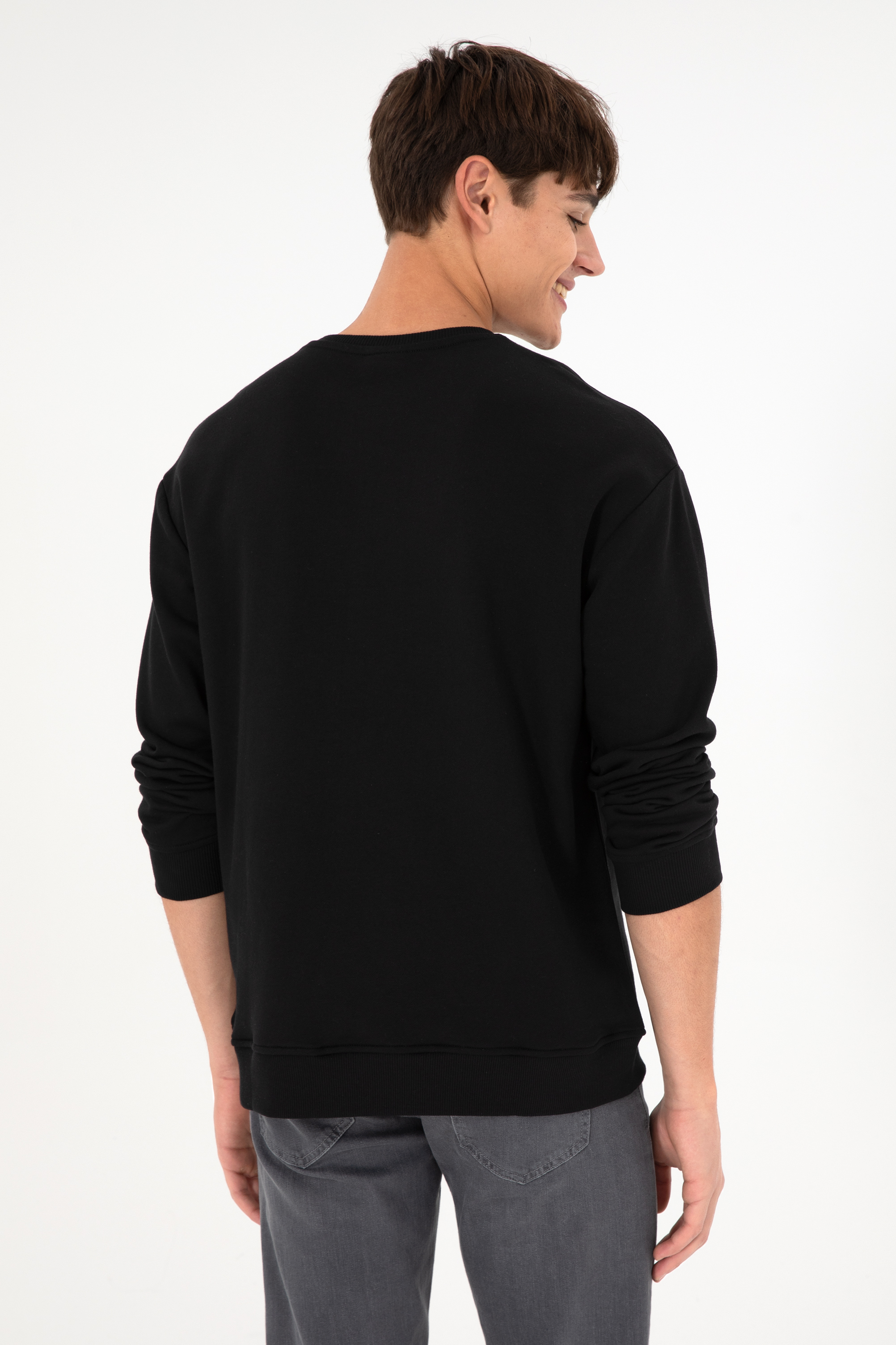 Erkek Comfort Fit Bisiklet Yaka Siyah Basic Sweatshirt - Image 6