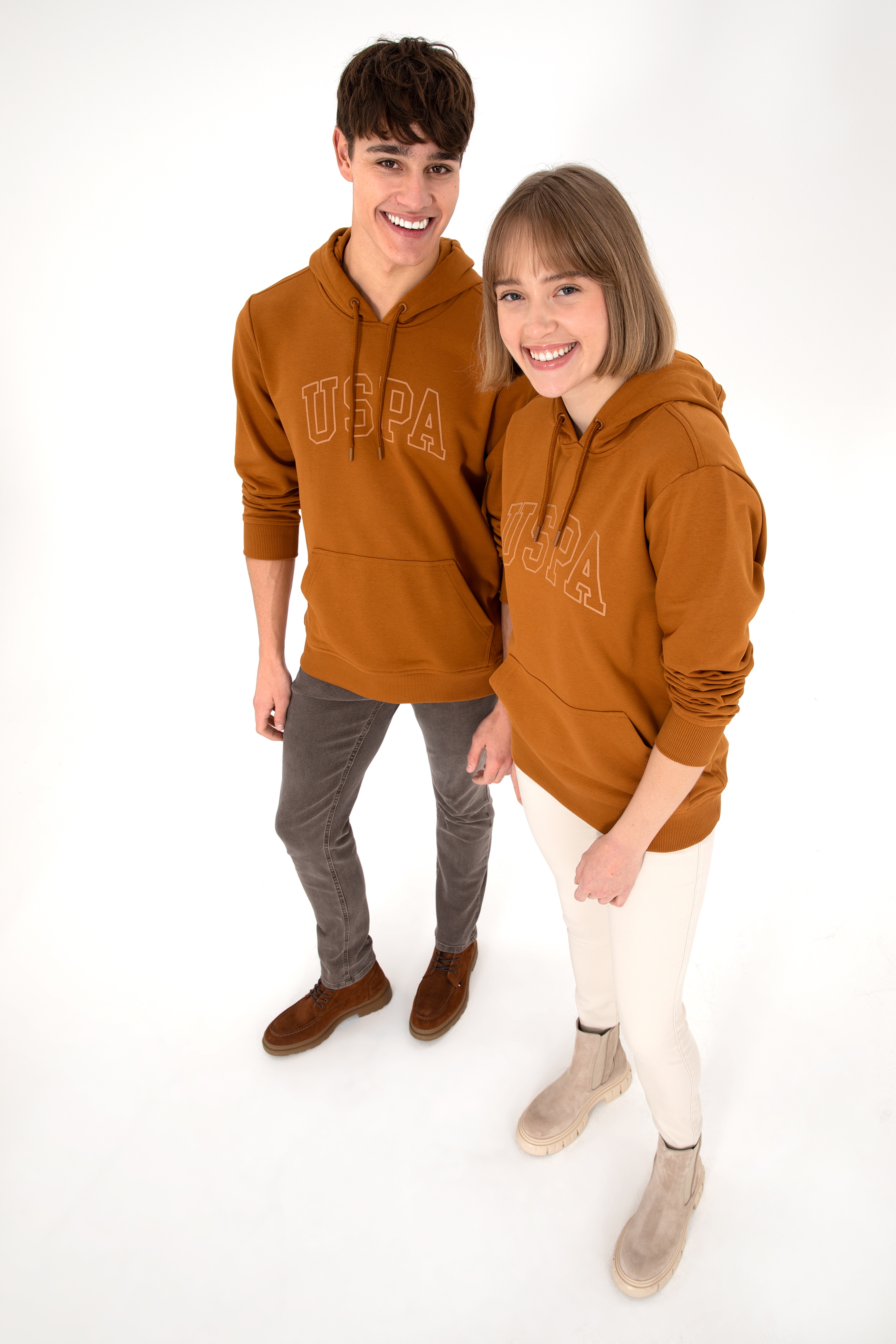 Erkek Regular Fit Kapüşonlu Coconut Basic Sweatshirt - Image 1