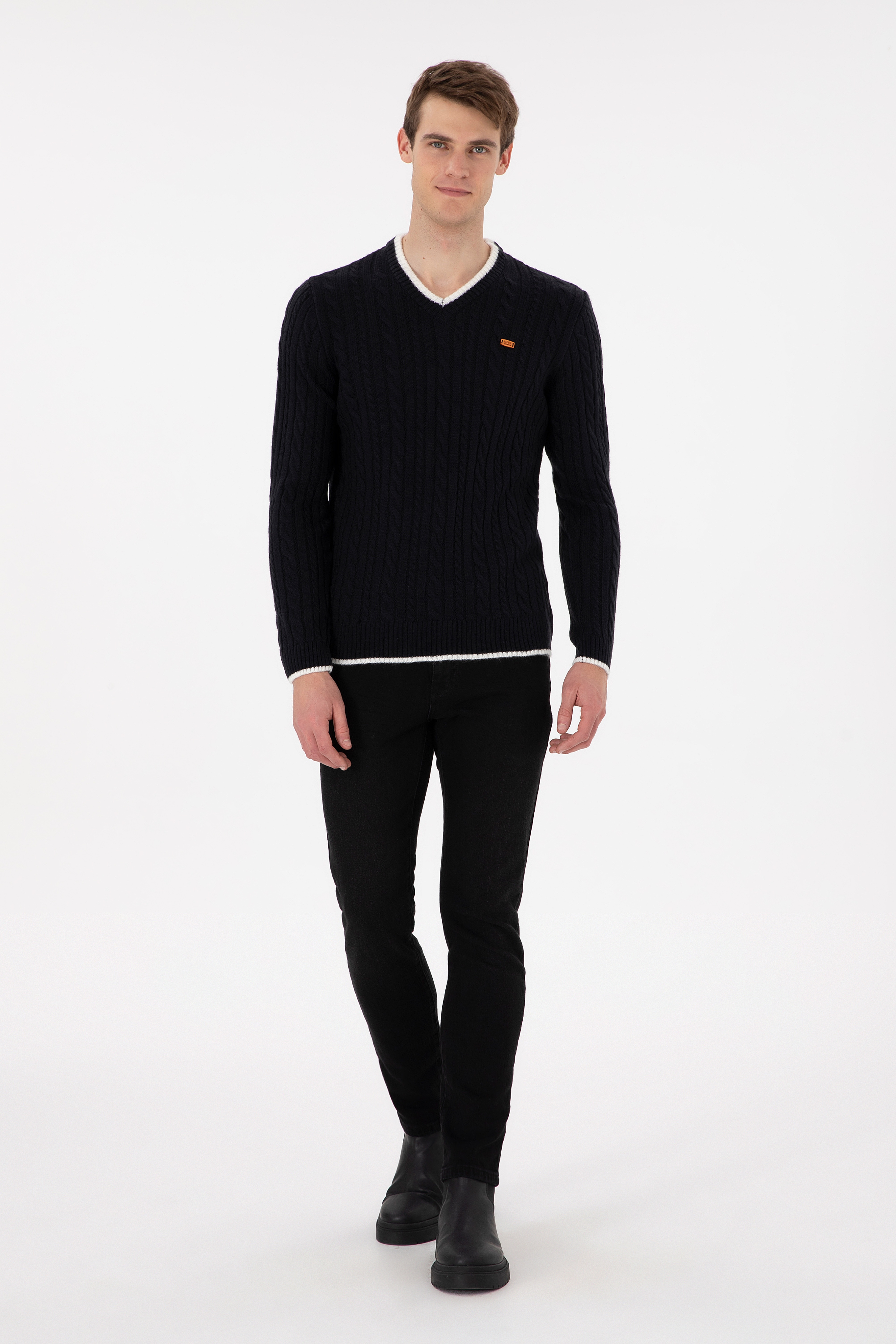 Erkek Regular Fit V Yaka Lacivert Yaka Detaylı Kazak - Image 4