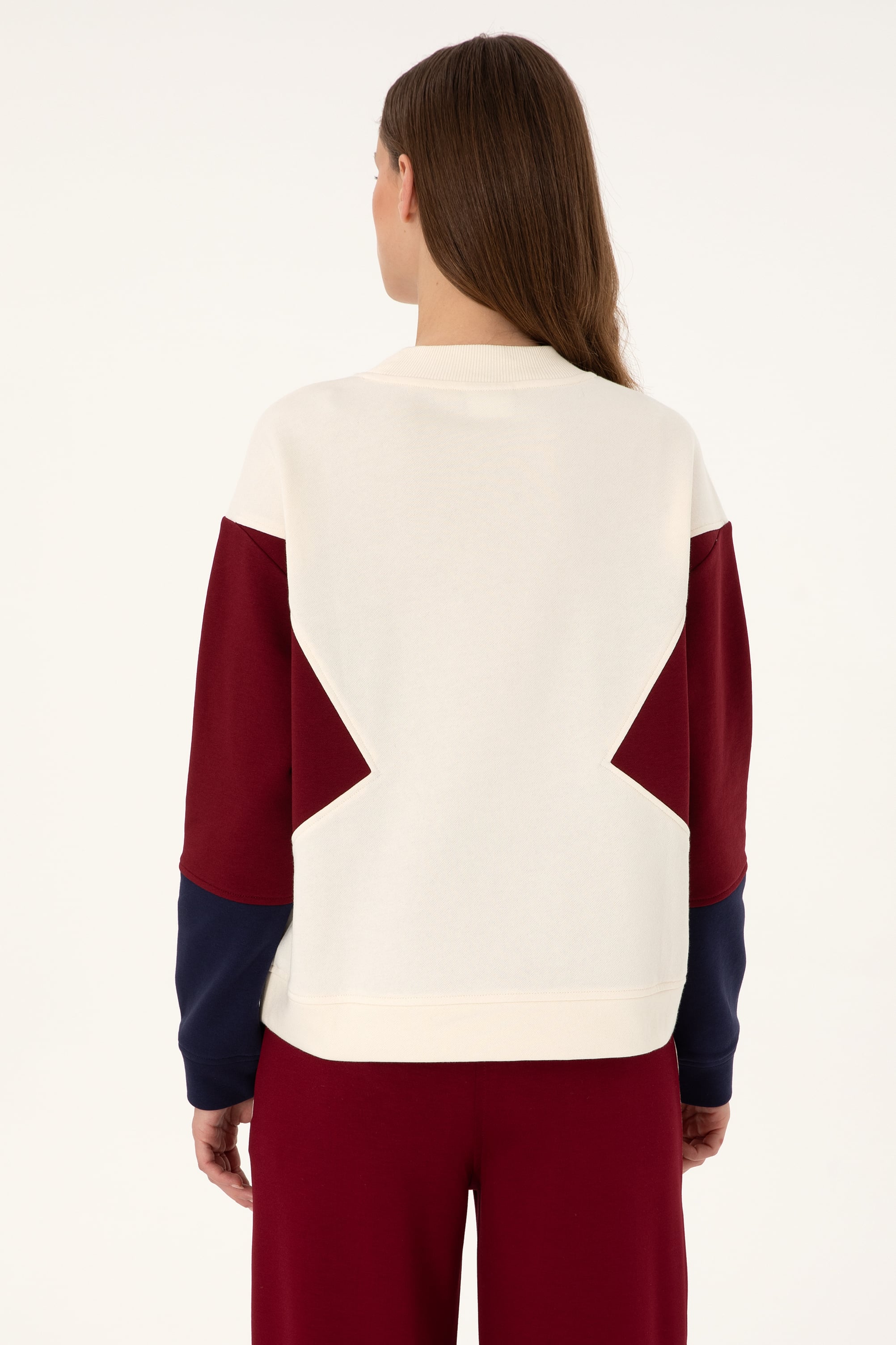 Kadın Krem Bisiklet Yaka Sweatshirt