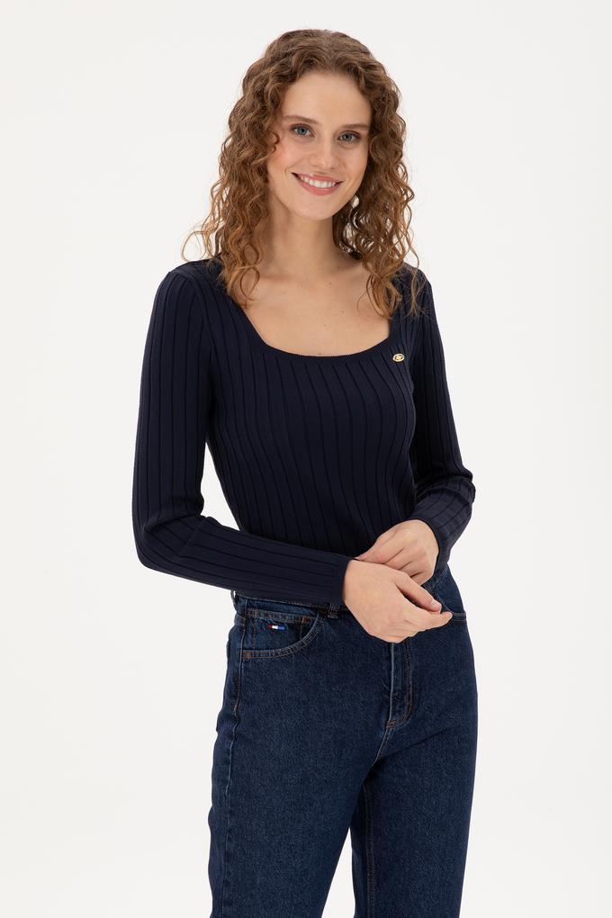 Kadın Lacivert Kare Yaka Kazak