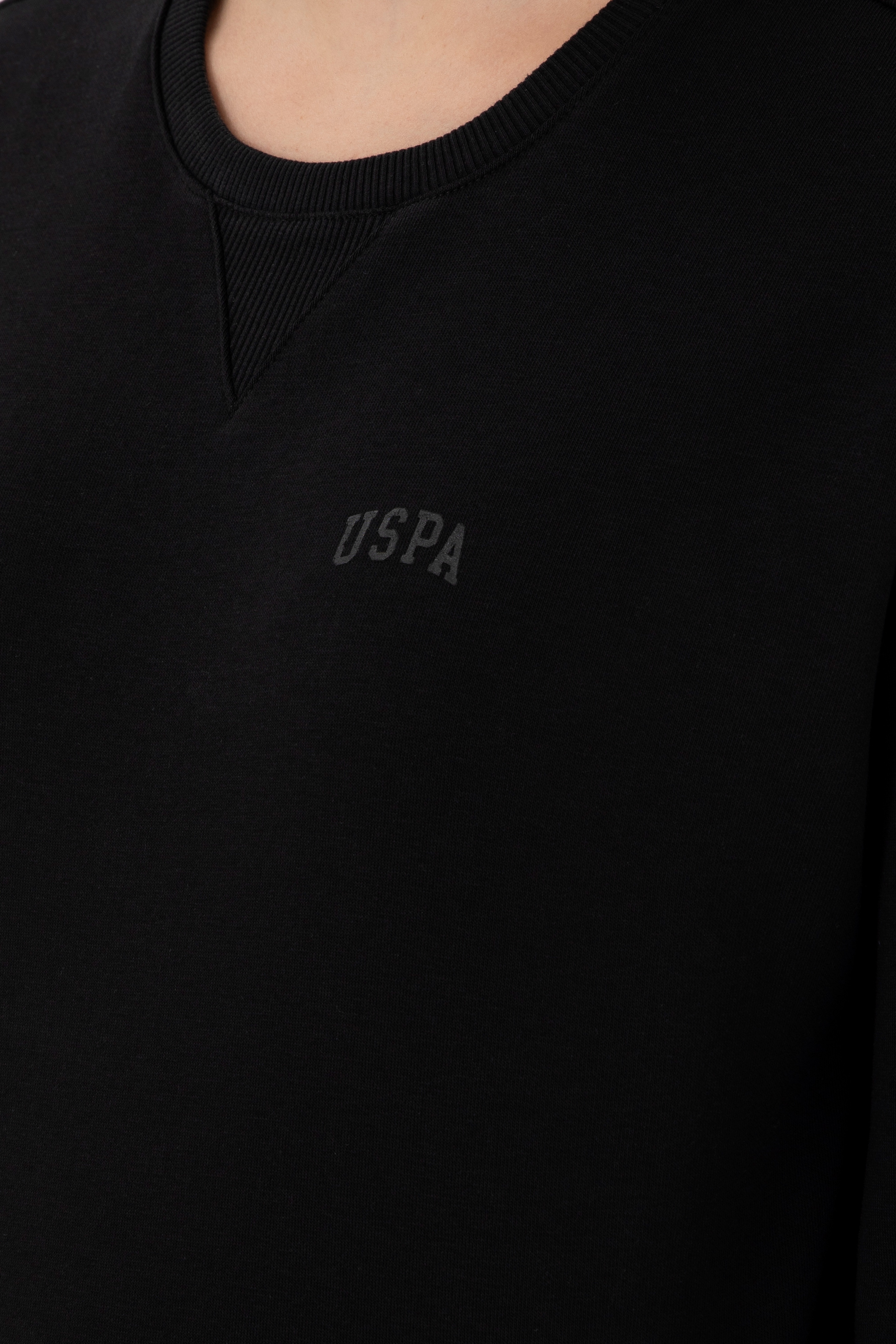Kadın Siyah Basic Bisiklet Yaka Sweatshirt