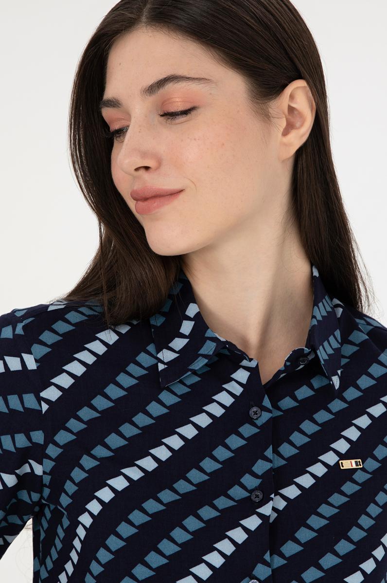 Kadın Lacivert Uzun Kollu Gömlek