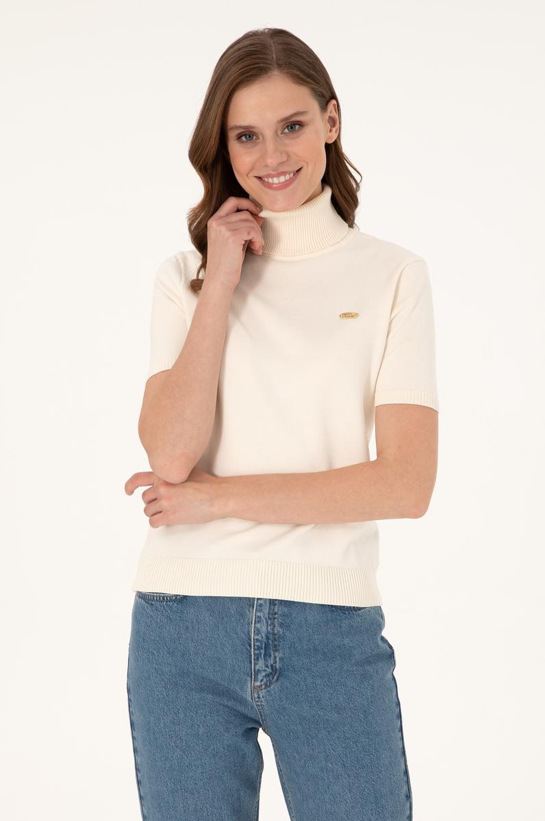 Kadın Beyaz Boğazlı Kazak