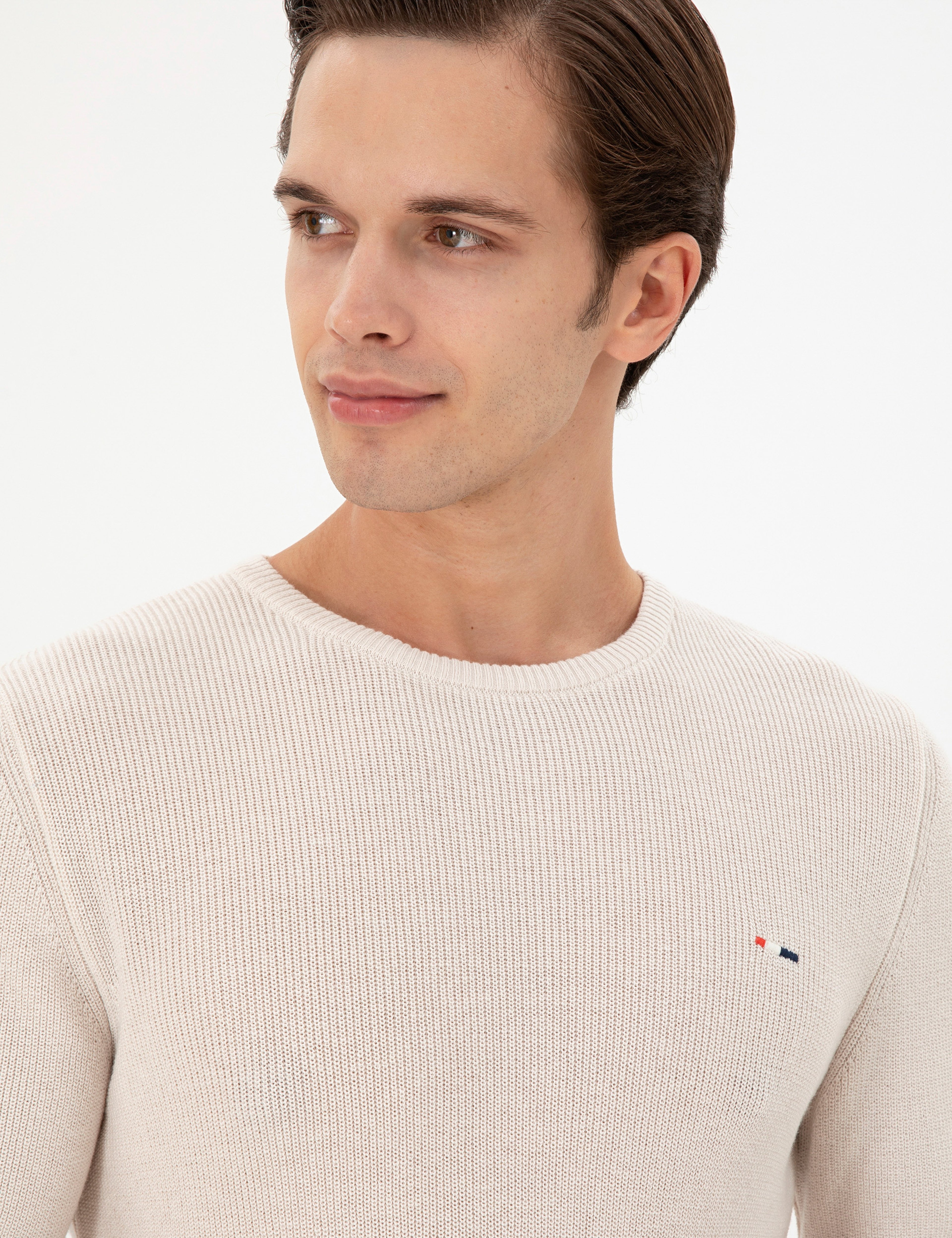 Erkek Slim Fit Bisiklet Yaka Krem Basic Kazak - Image 2