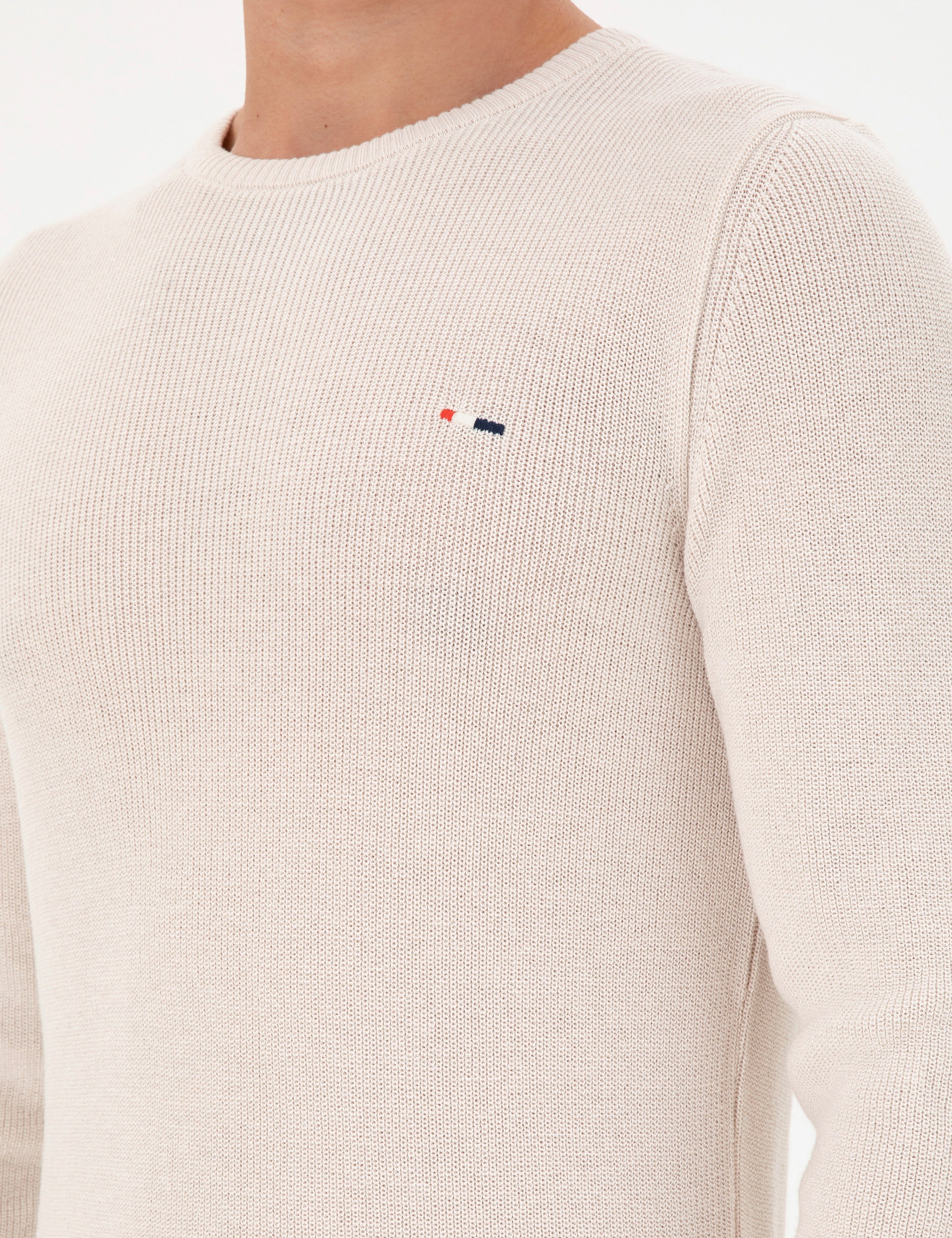 Erkek Slim Fit Bisiklet Yaka Krem Basic Kazak - Image 7