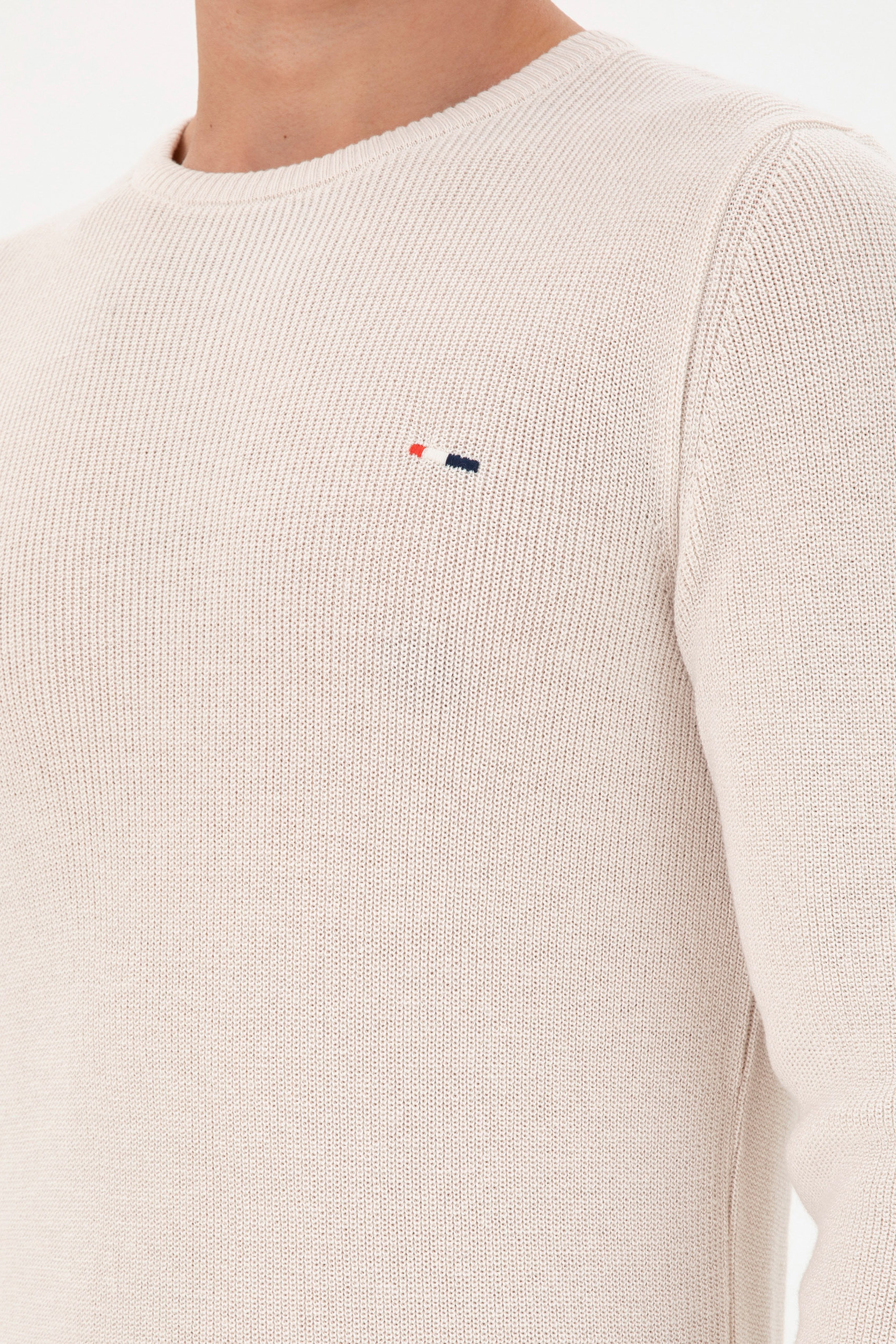 Erkek Slim Fit Bisiklet Yaka Krem Basic Kazak