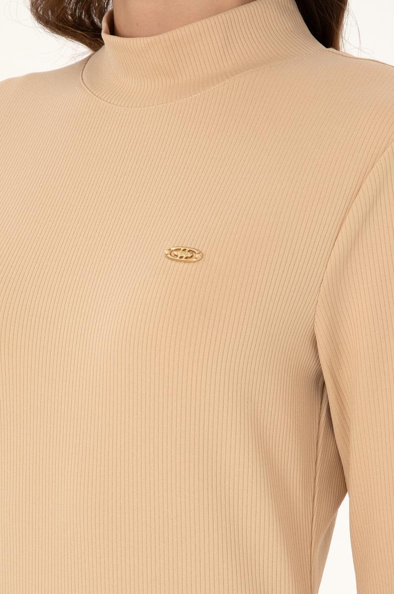 Kadın Kum Yırtmaçlı Dik Yaka Midi Boy Örme Elbise