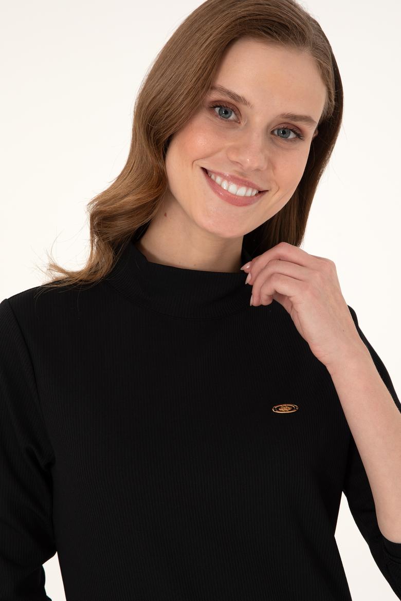 Kadın Siyah Yırtmaçlı Dik Yaka Midi Boy Örme Elbise - 50297367020