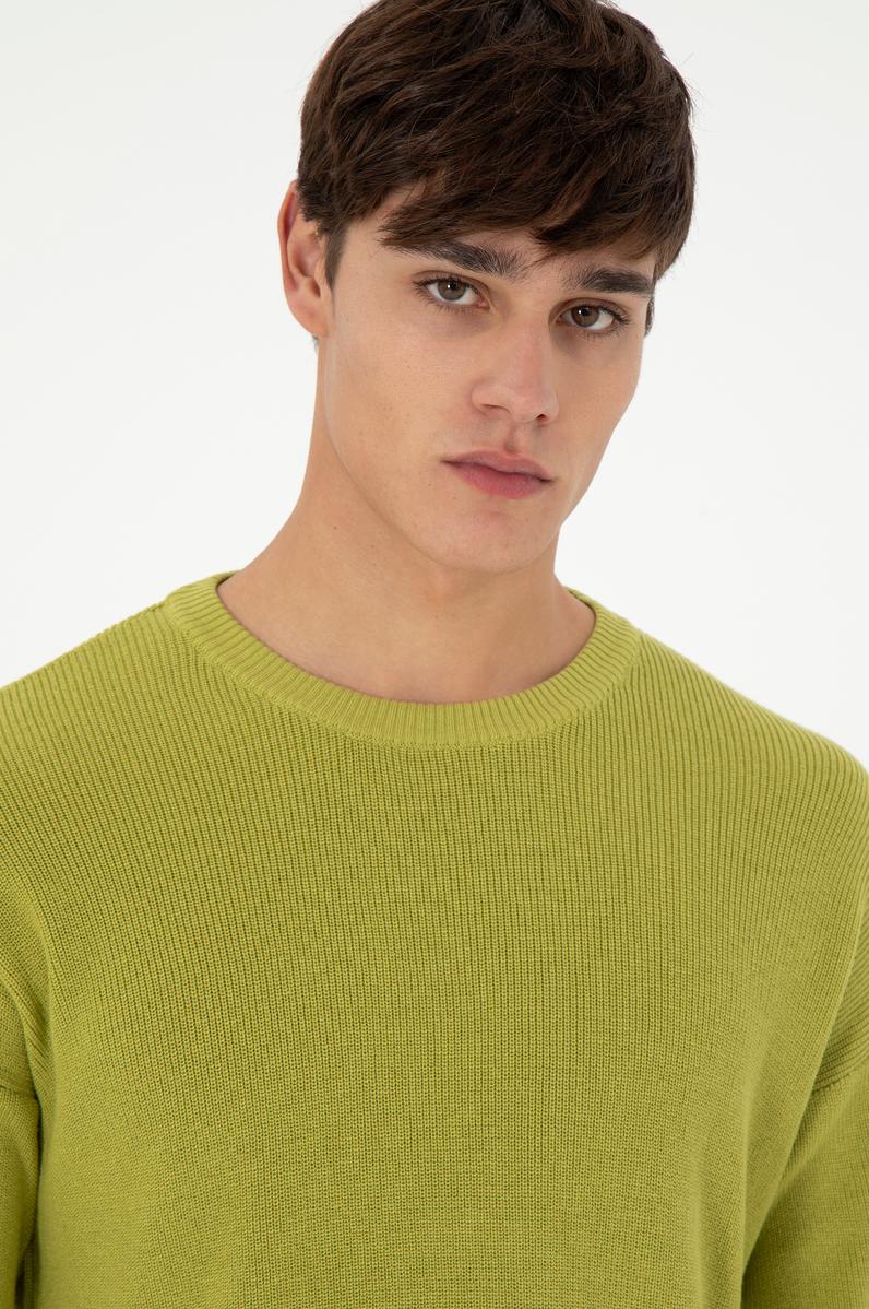 Erkek Regular Fit Bisiklet Yaka Fıstık Yeşili Basic Kazak