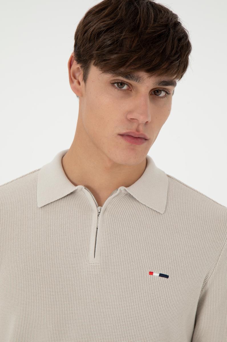 Erkek Regular Fit Yarım Fermuarlı Taş Basic Kazak