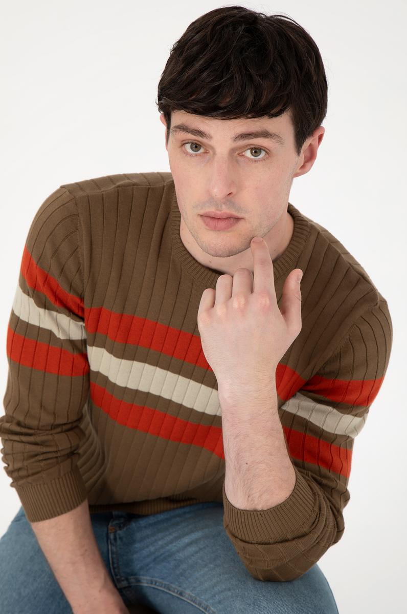 Erkek Slim Fit Bisiklet Yaka Haki Kazak