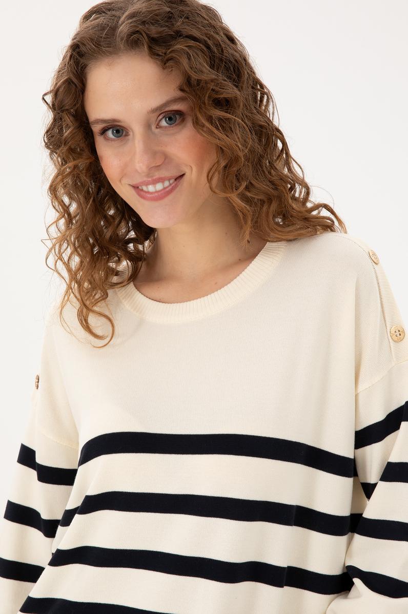 Kadın Krem Bisiklet Yaka Kazak