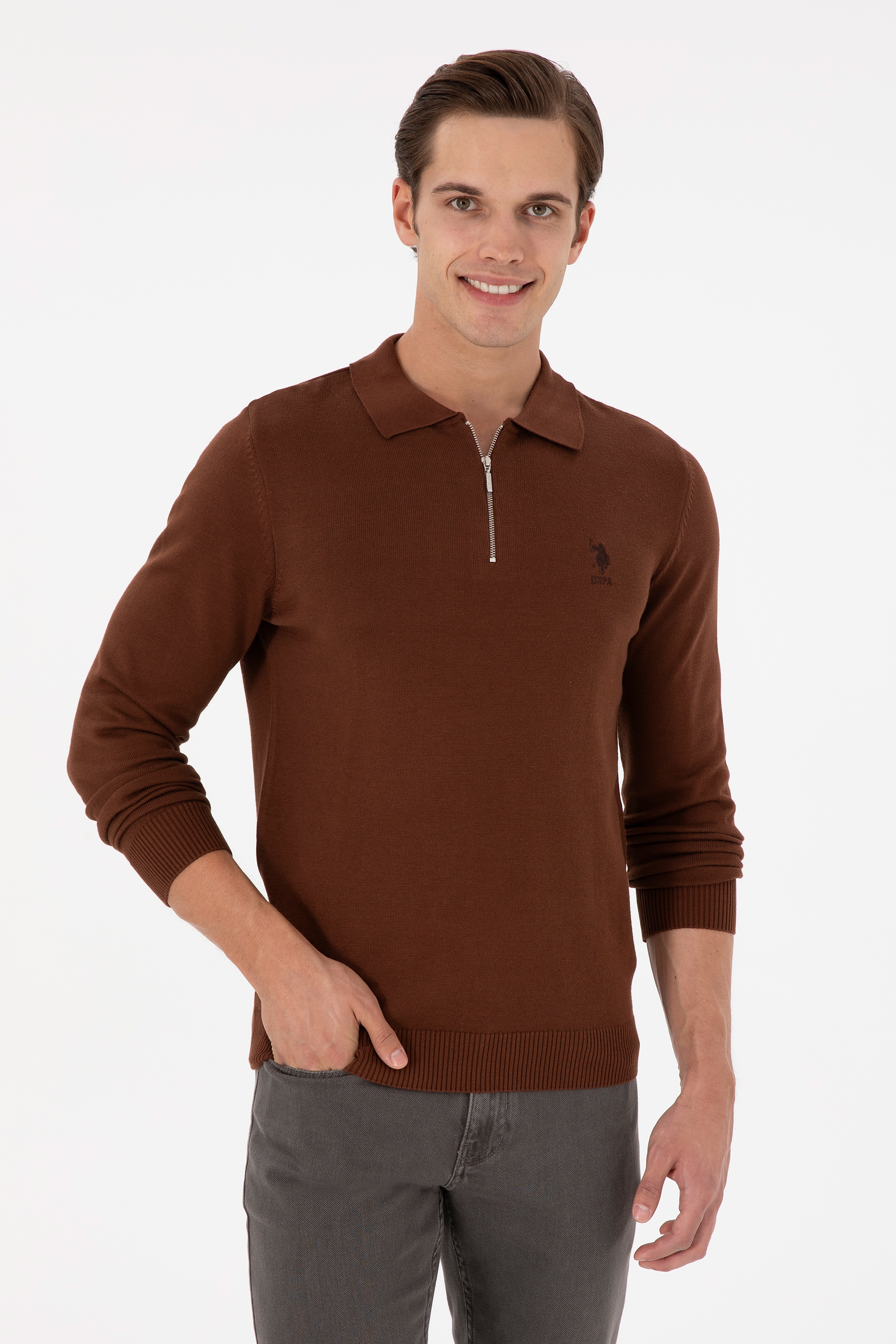 Erkek Slim Fit Yarım Fermuarlı Kahverengi Basic Kazak