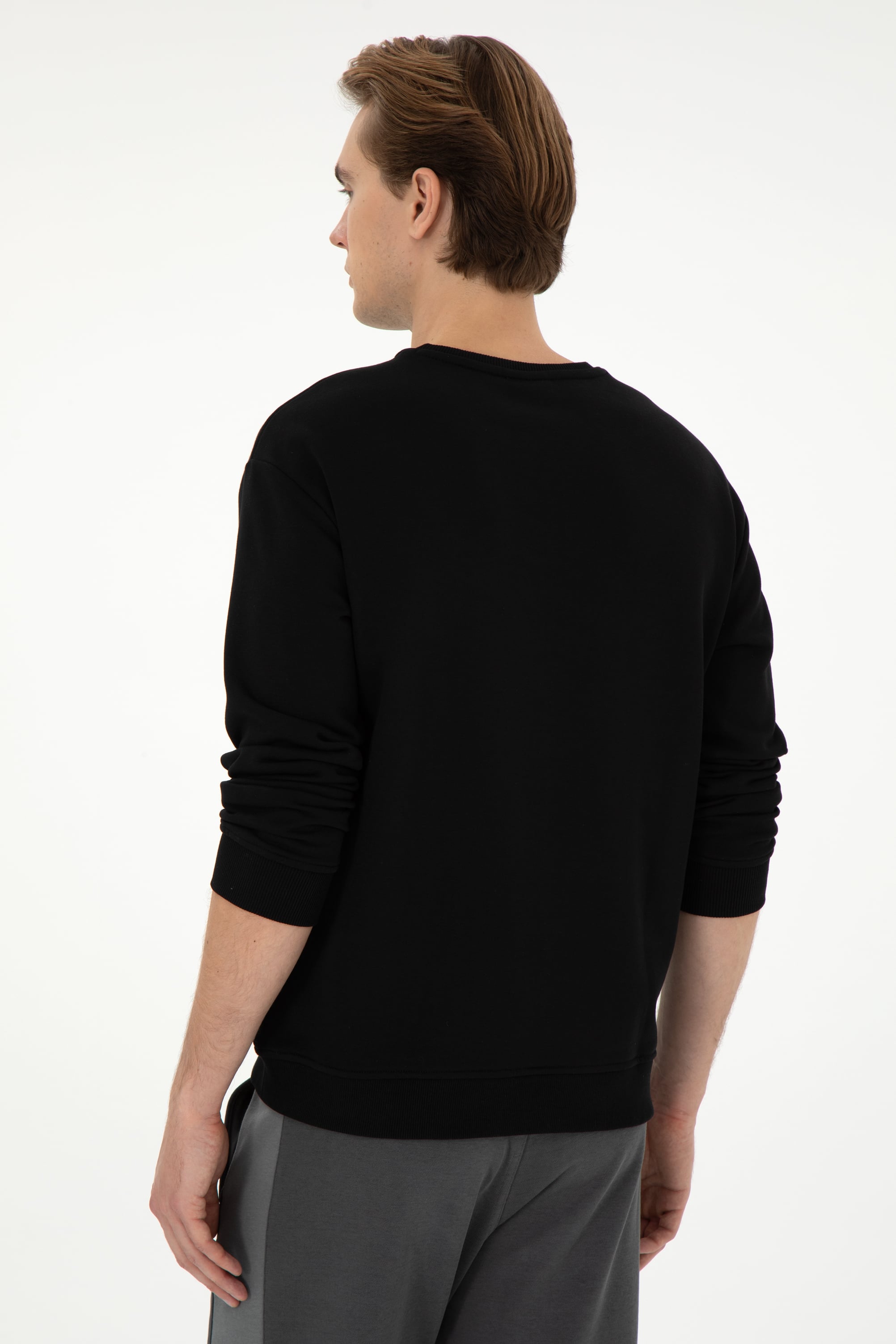 Erkek Comfort Fit Bisiklet Yaka Siyah Sweatshirt - Image 5