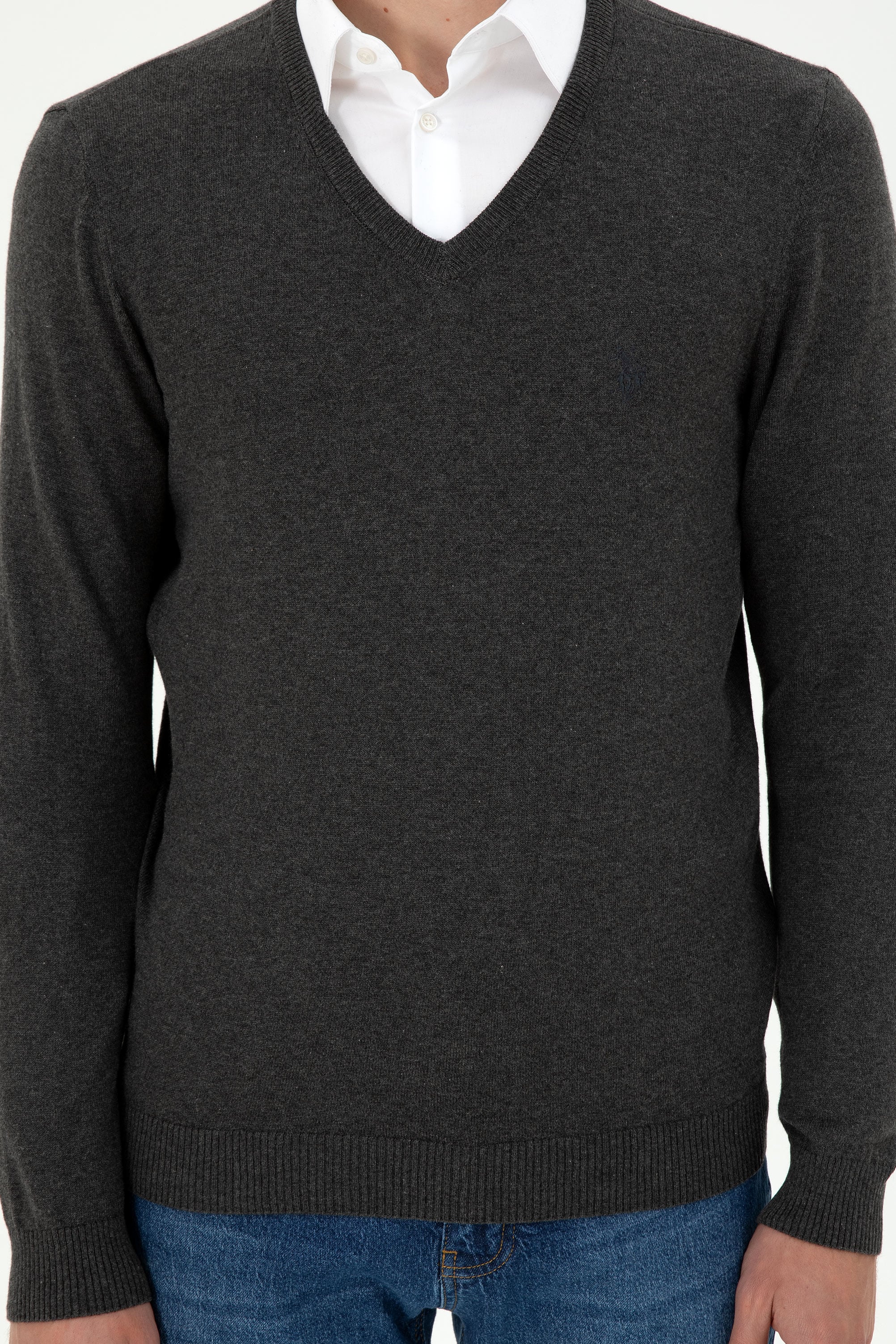 Erkek Slim Fit V Yaka Antrasit Melanj Basic Kazak - Image 6
