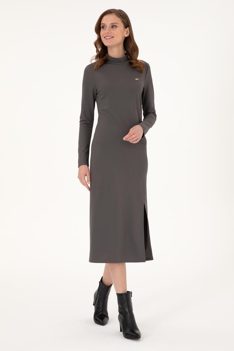 Kadın Antrasit Yırtmaçlı Dik Yaka Midi Boy Örme Elbise - 50297367031