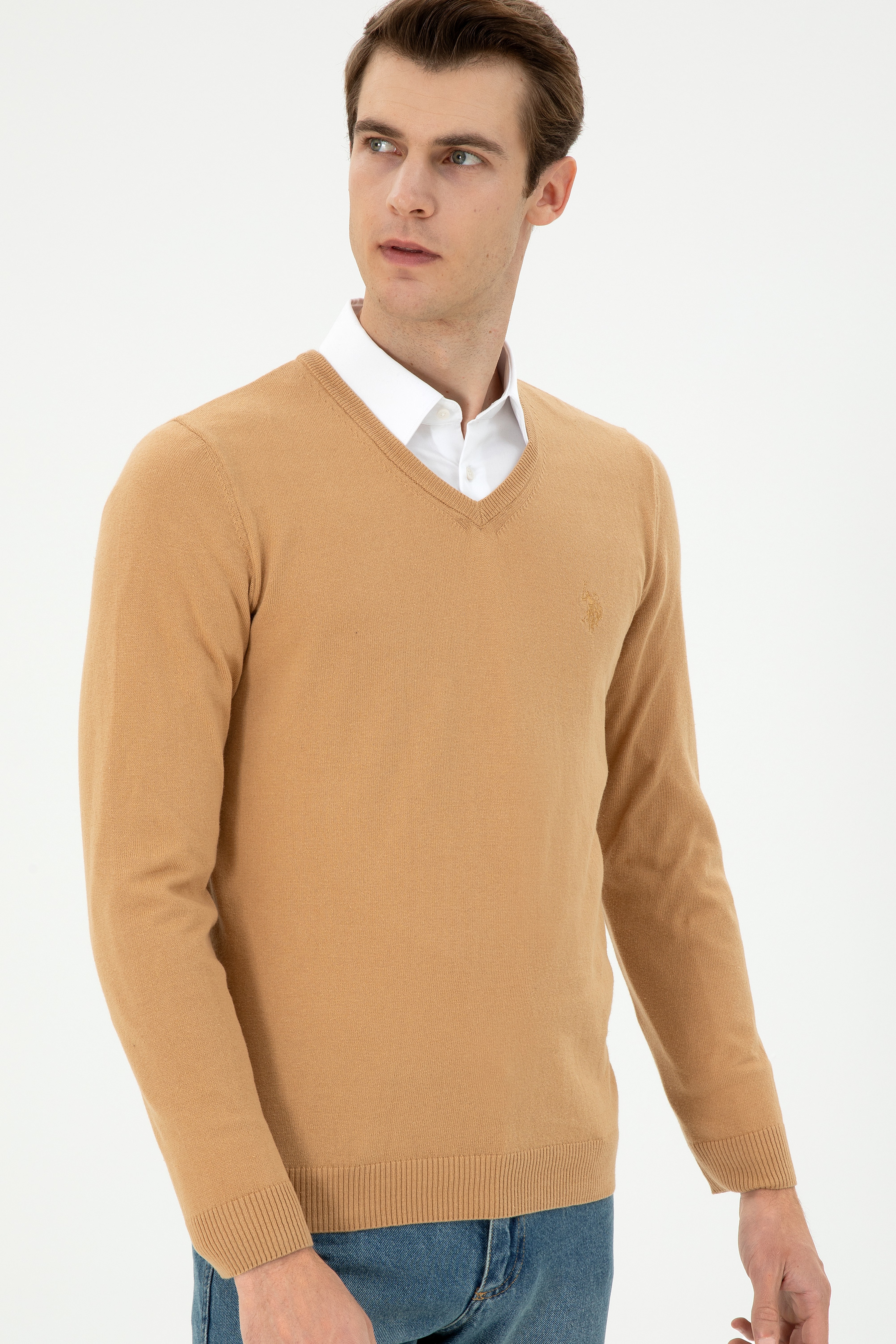 Erkek Slim Fit V Yaka Camel Basic Kazak