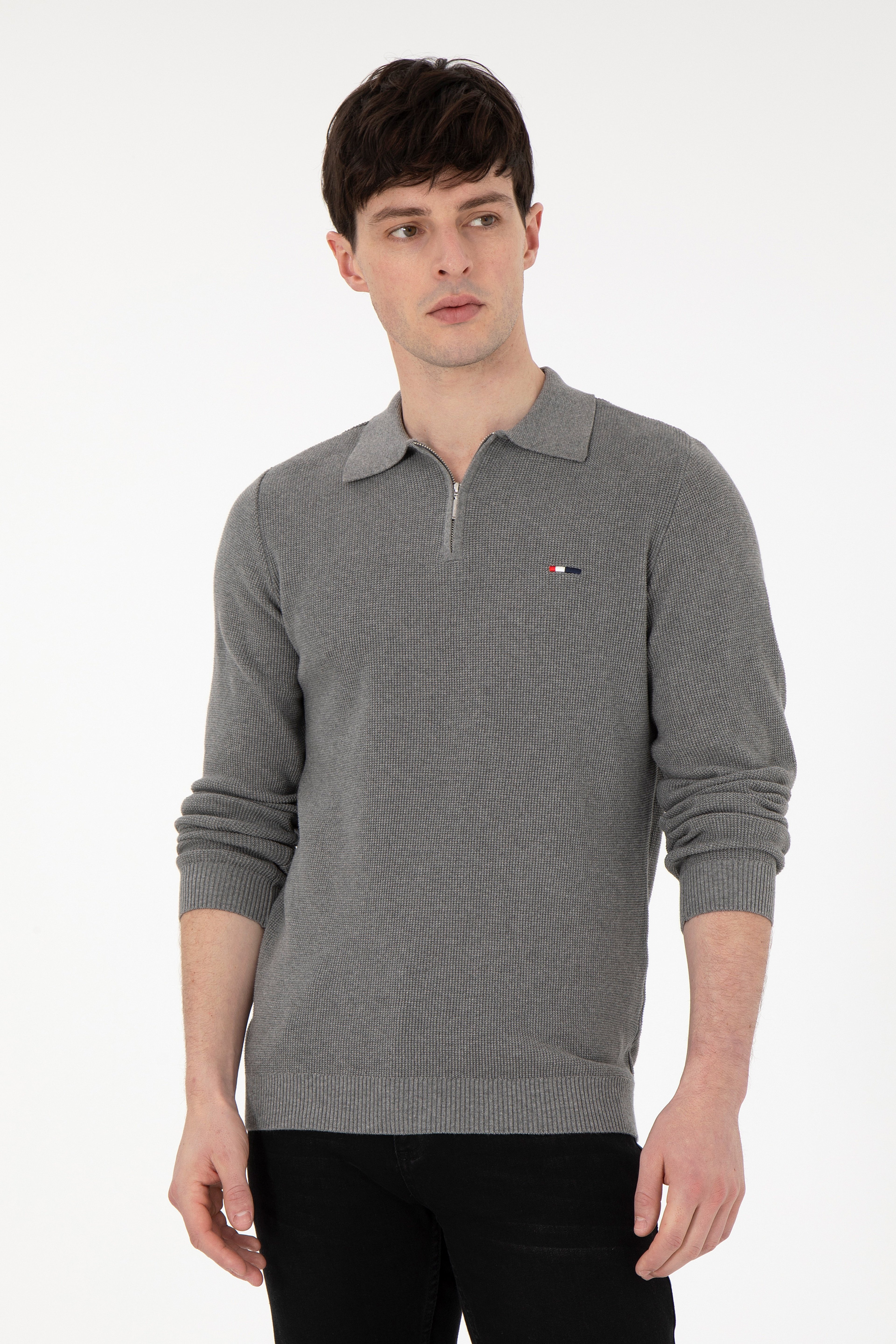 Erkek Regular Fit Yarım Fermuarlı Gri Melanj Basic Kazak - Image 1