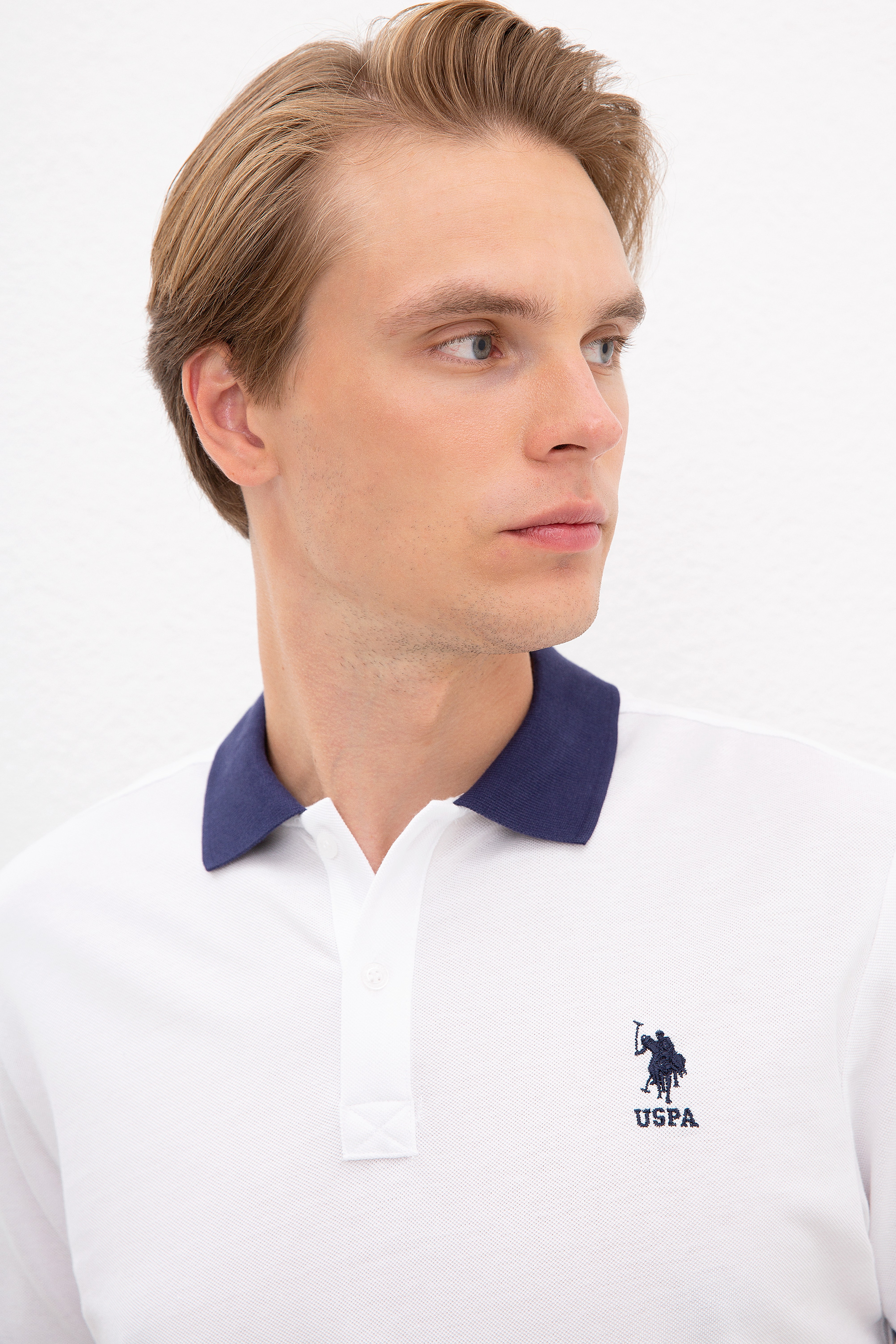 Erkek Beyaz Polo Yaka T-Shirt - Image 2