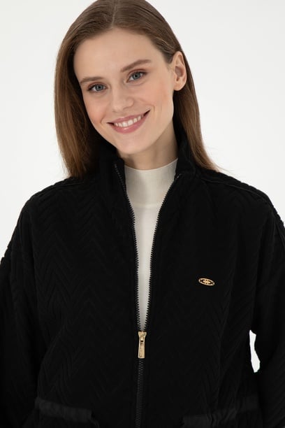 Kadın Siyah Fermuarlı Dik Yaka Sweatshirt