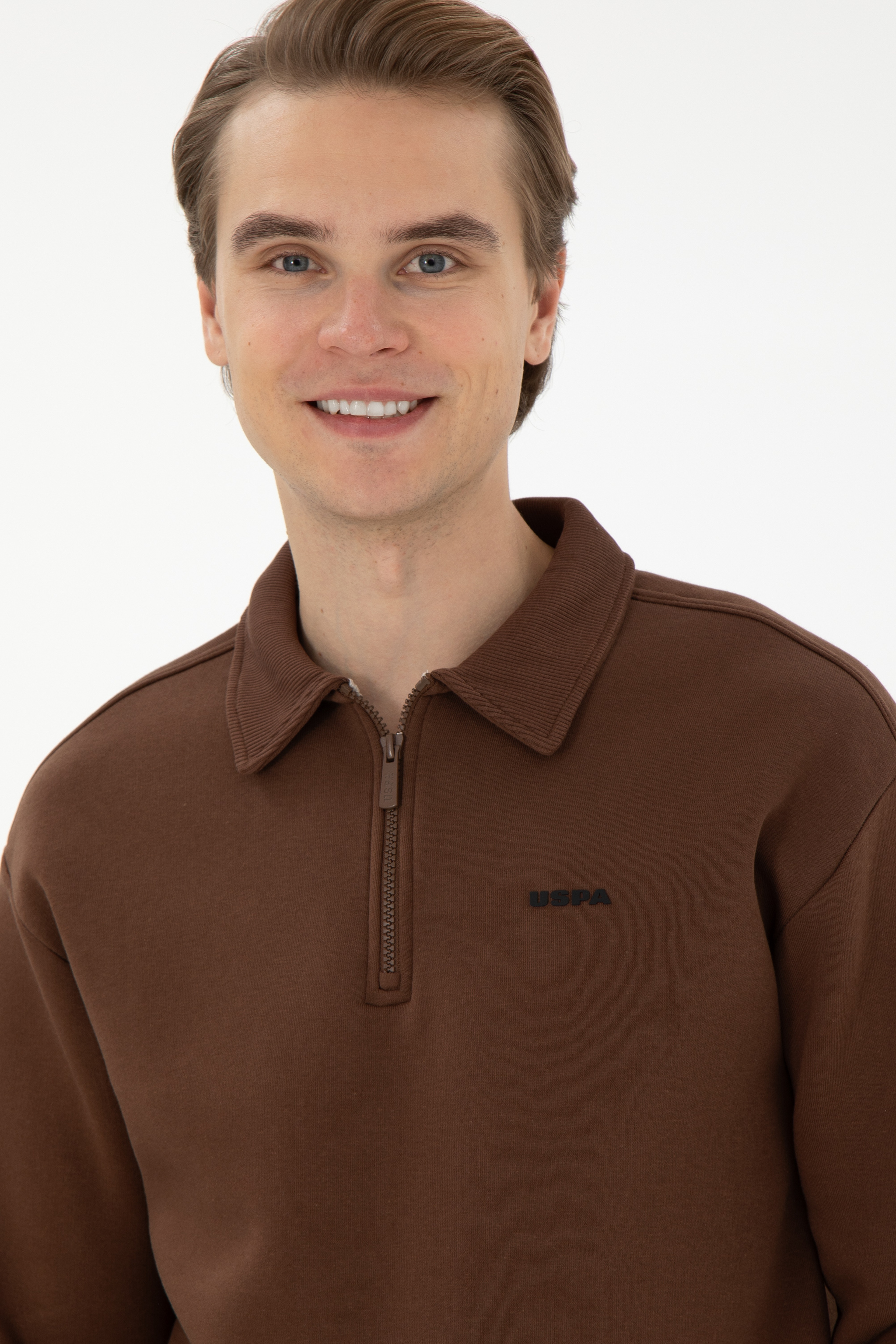 Erkek Comfort Fit Yarım Fermuarlı Kahverengi Basic Sweatshirt - Image 2