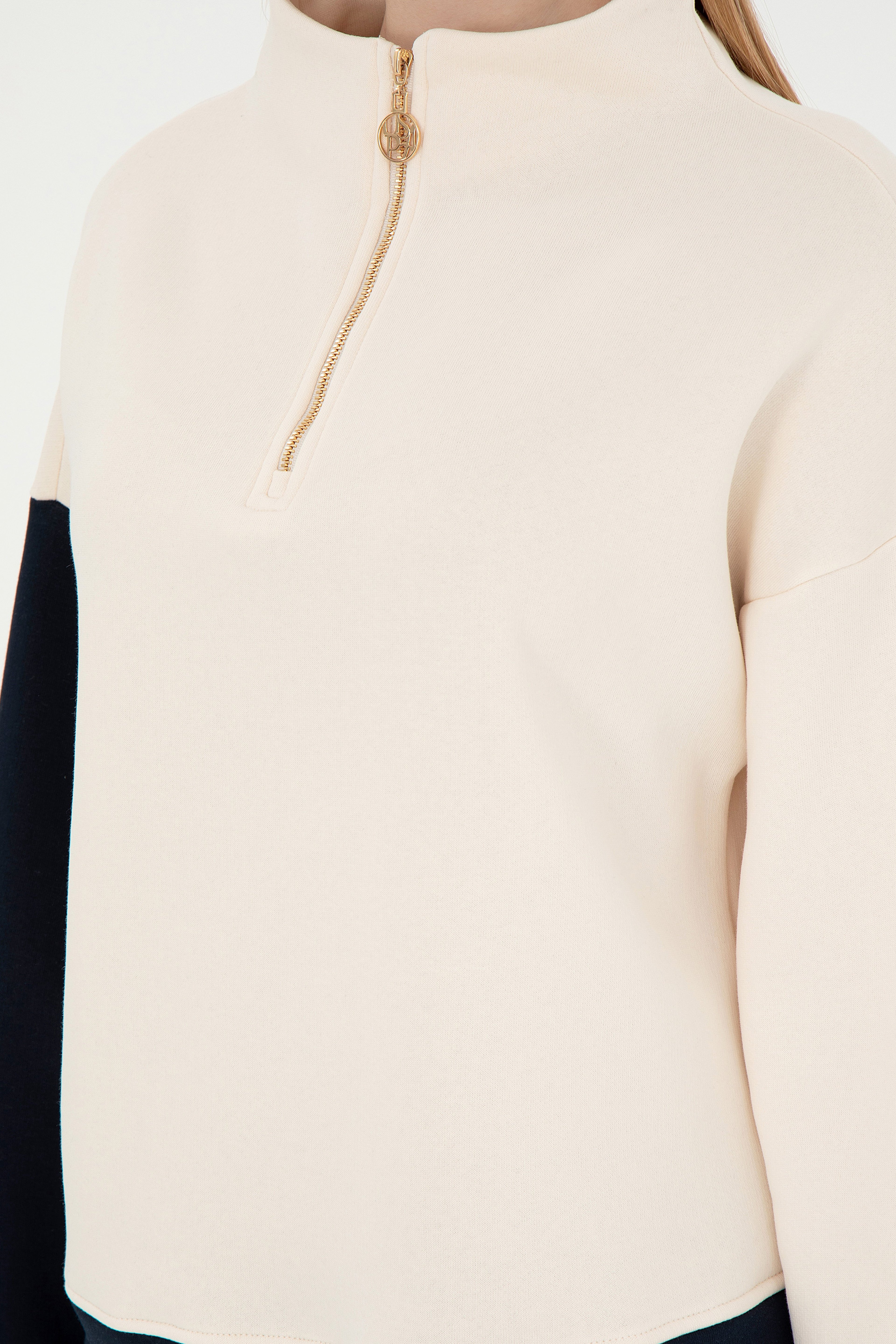 Kadın Krem Fermuarlı Dik Yaka Sweatshirt - Image 7