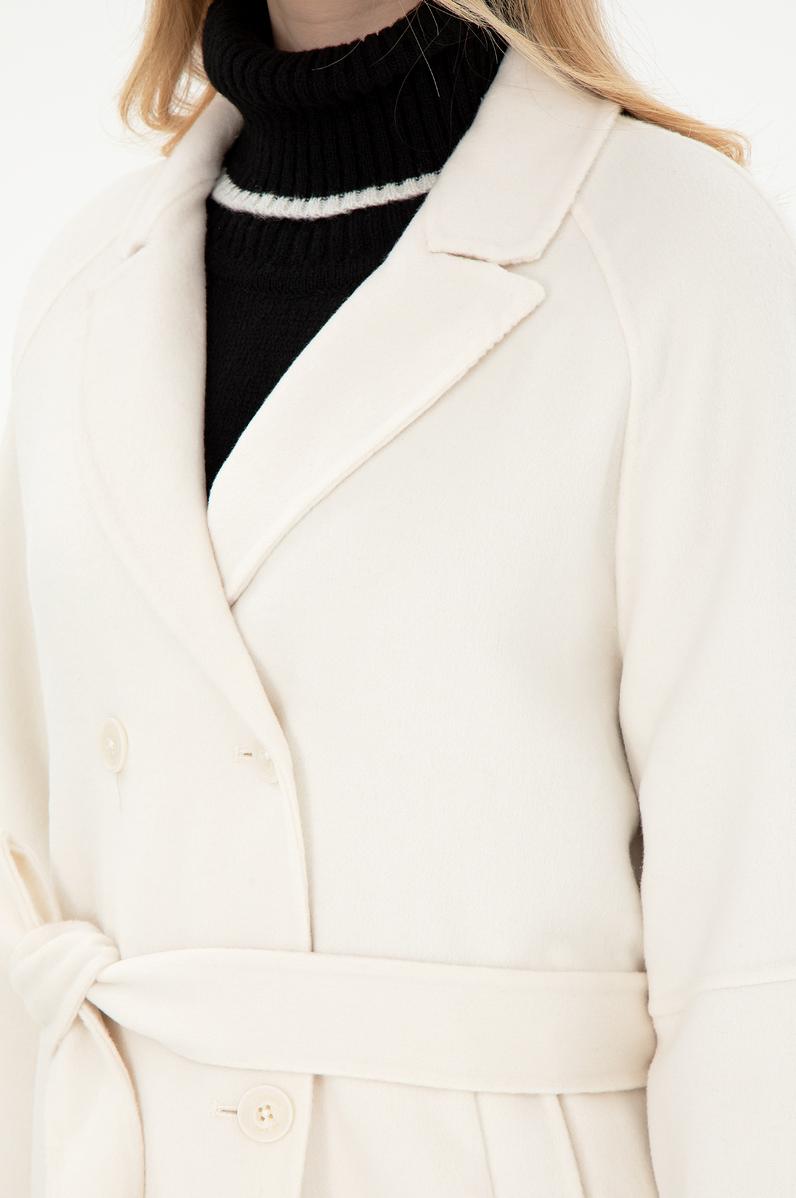 Kadın Krem Kaşe Kaban